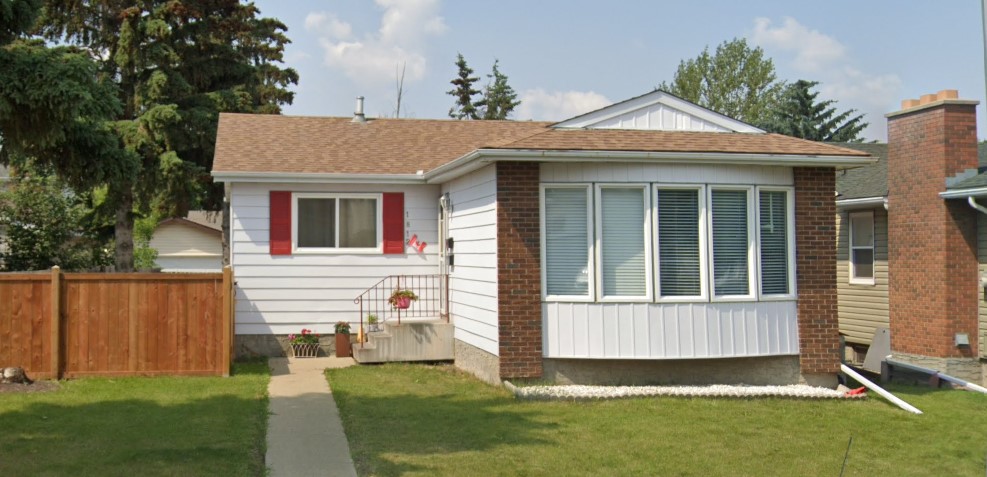 Edmonton House: 1812 36 St NW