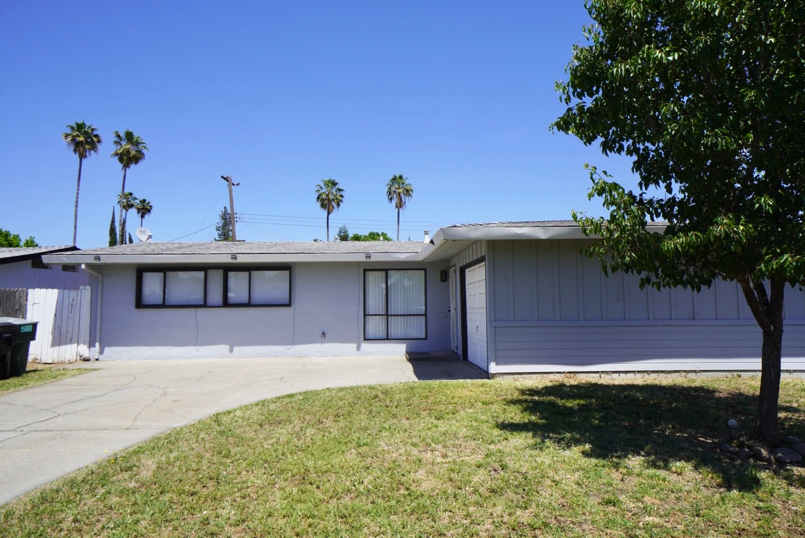 North Highlands House: 6548 Stoneman Dr
