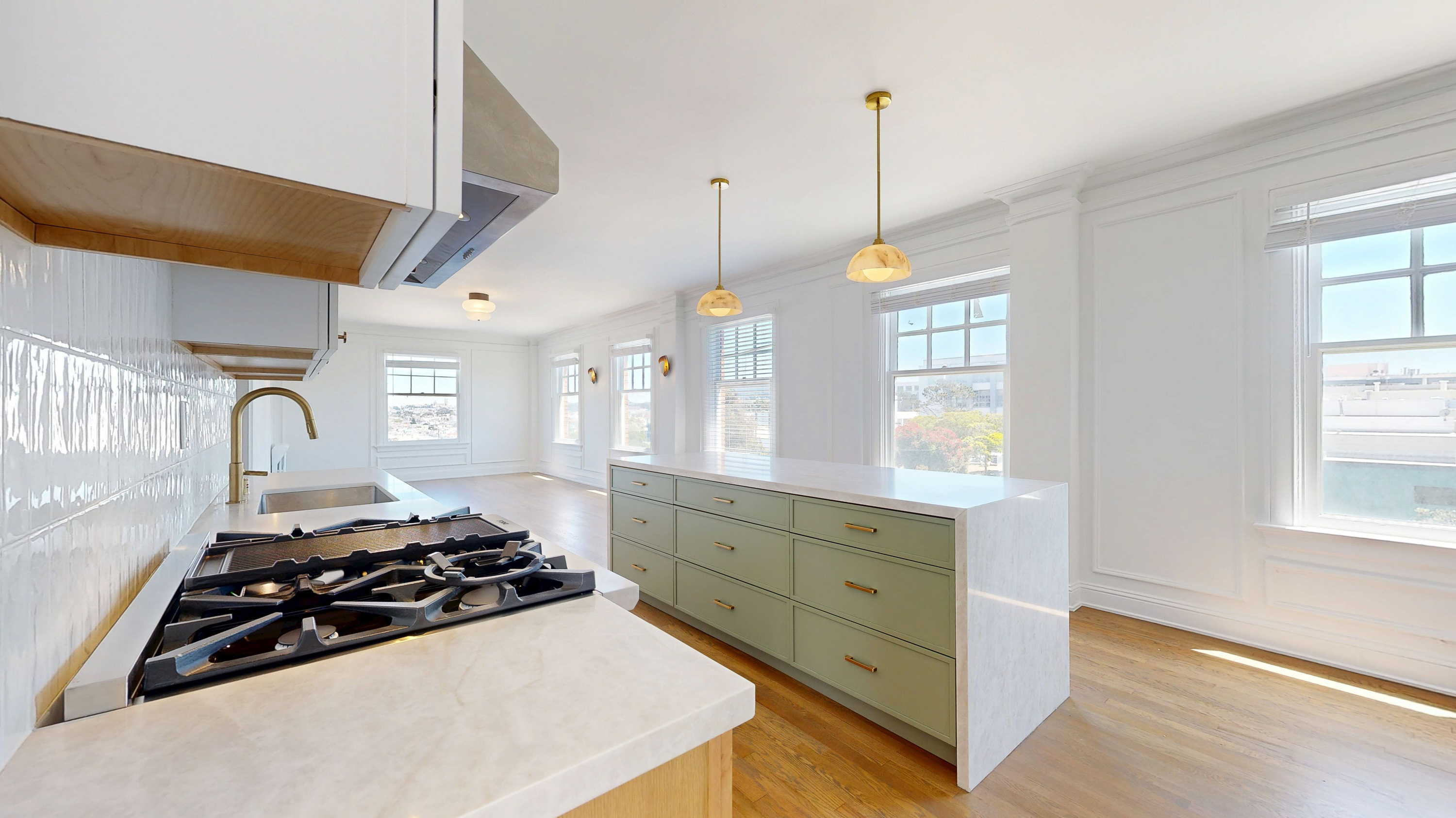 San Francisco Condo: 495 32nd Ave