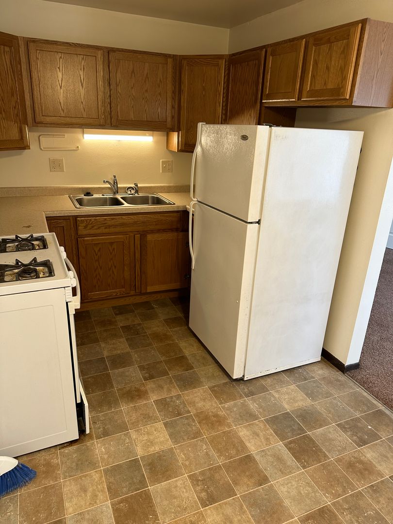 Lodi Condo: 375 Clark Street