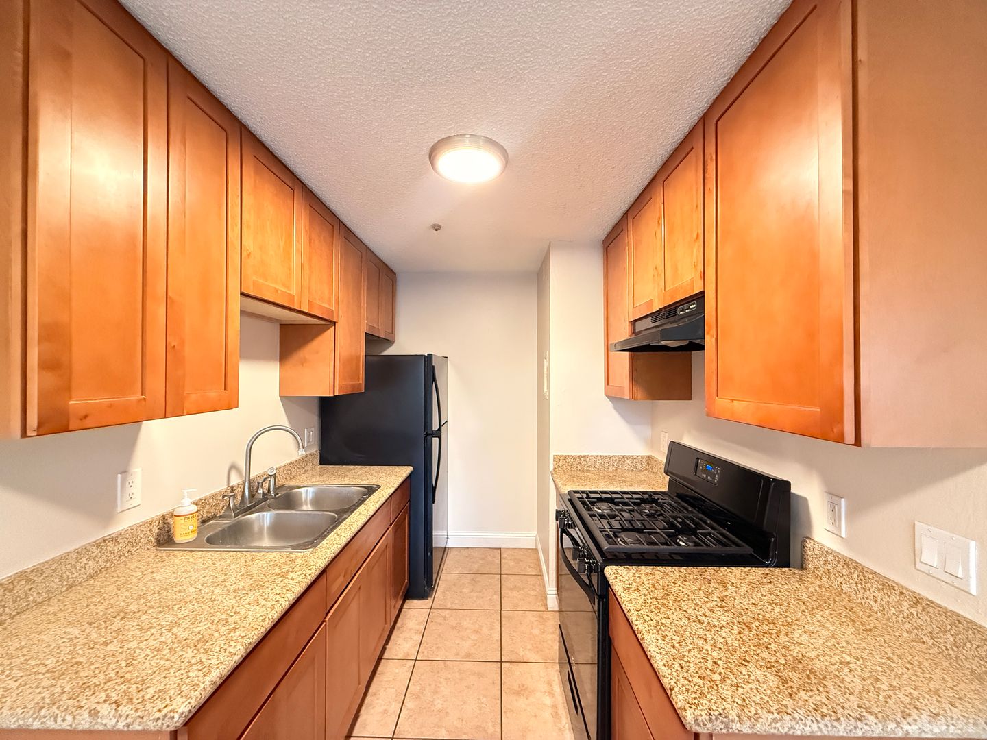 Santa Rosa Condo: 475 South E St.