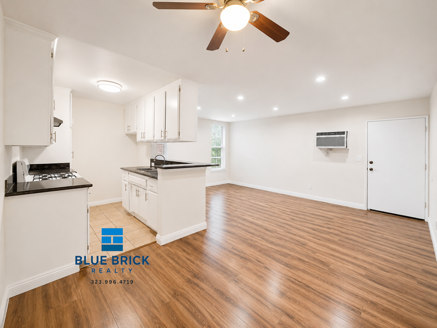 Van Nuys Condo: 14831 Delano St