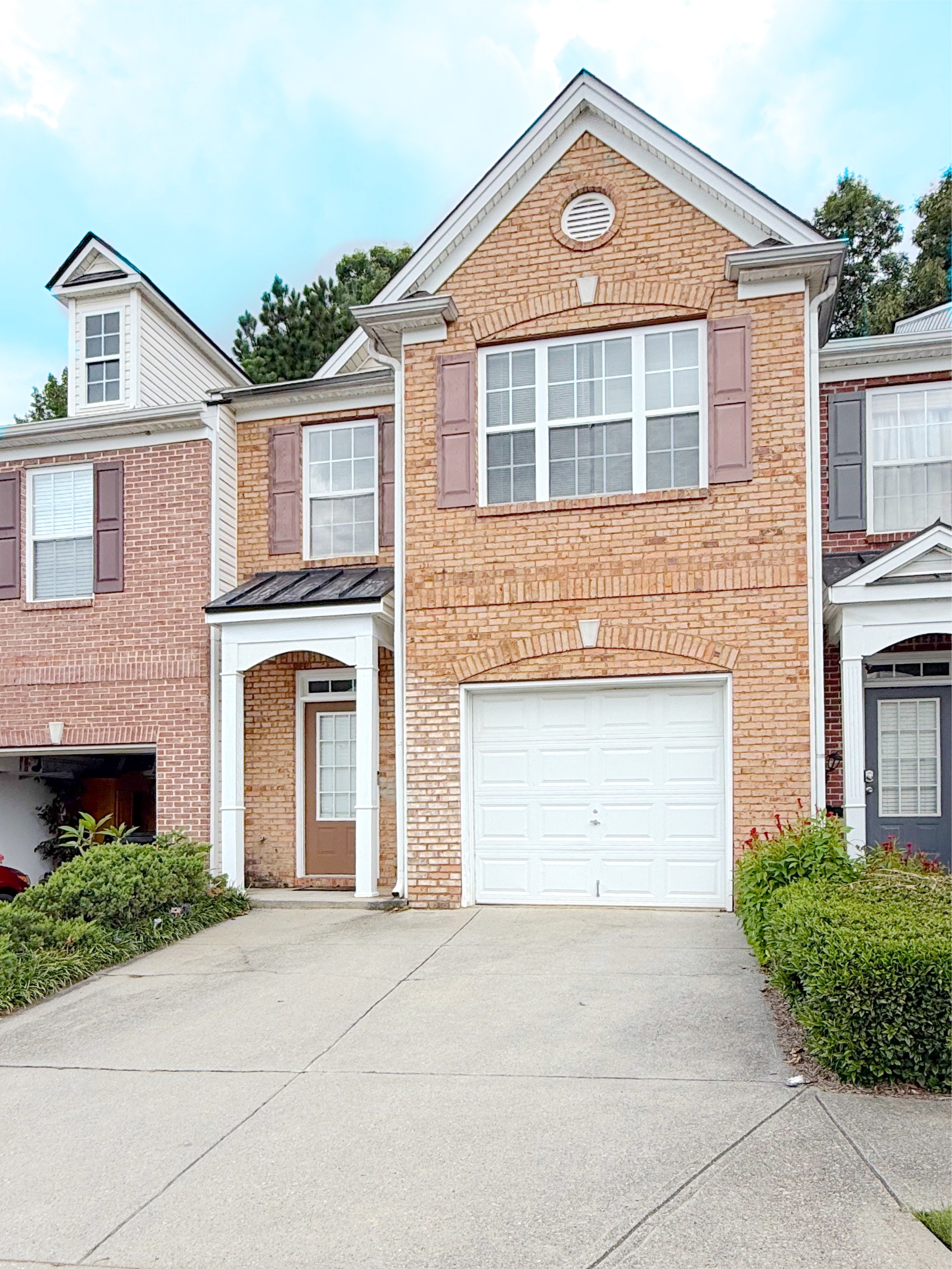 Dulith Townhome: 3845 Grovemont Pl