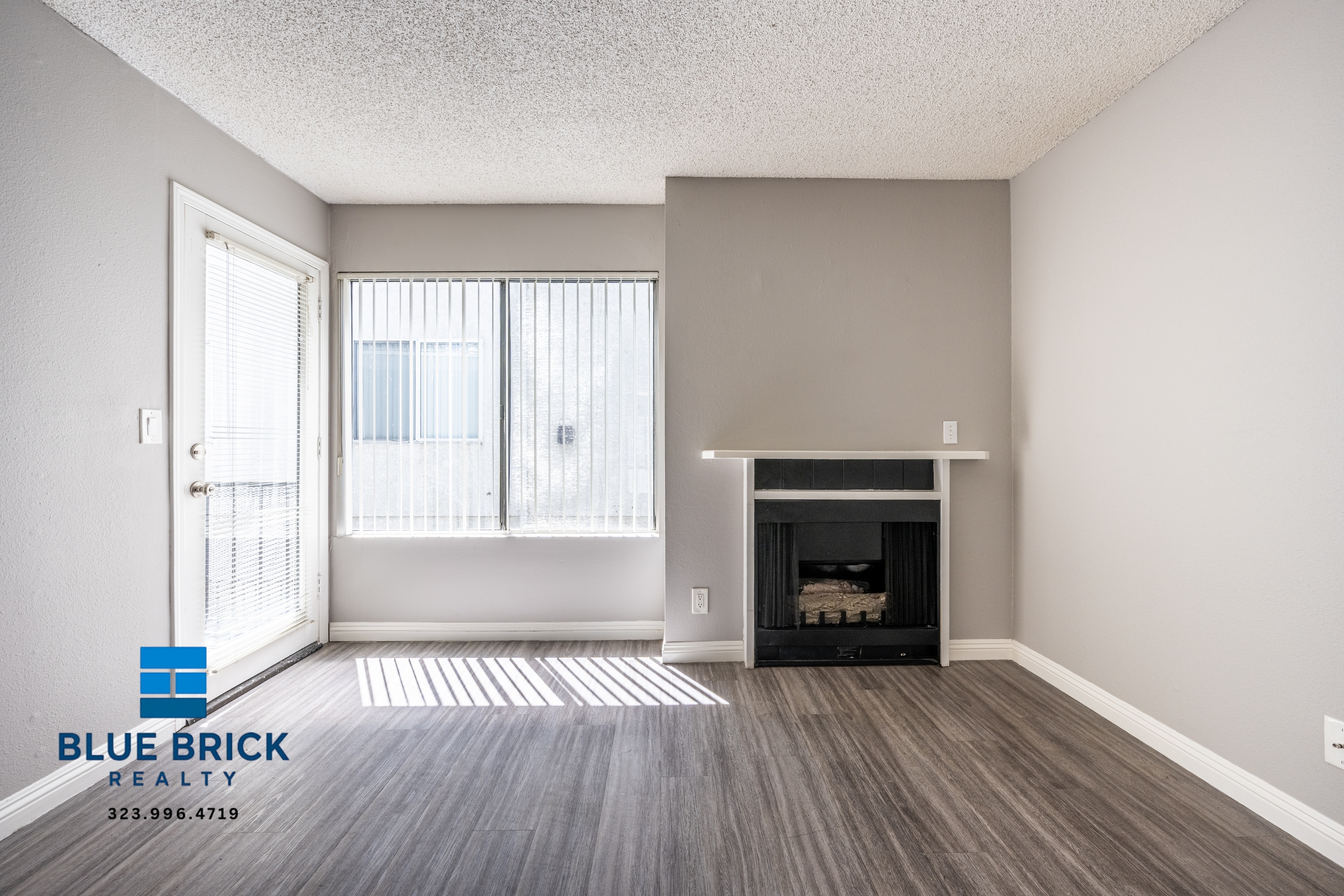 Van Nuys Condo: 14200 Victory Blvd