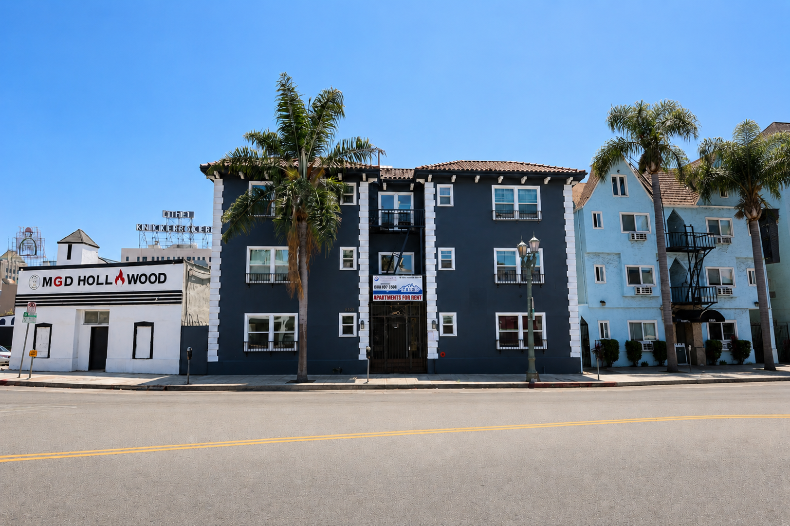 Los Angeles Condo: 6358 Yucca St