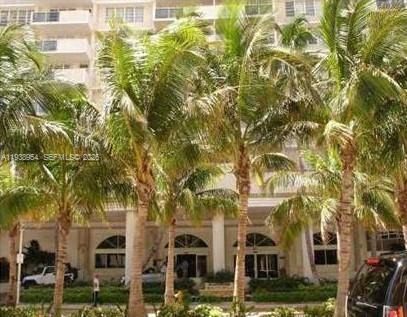 Miami Beach Condo: 100 Lincoln Rd # 805, Miami Beach FL 33139