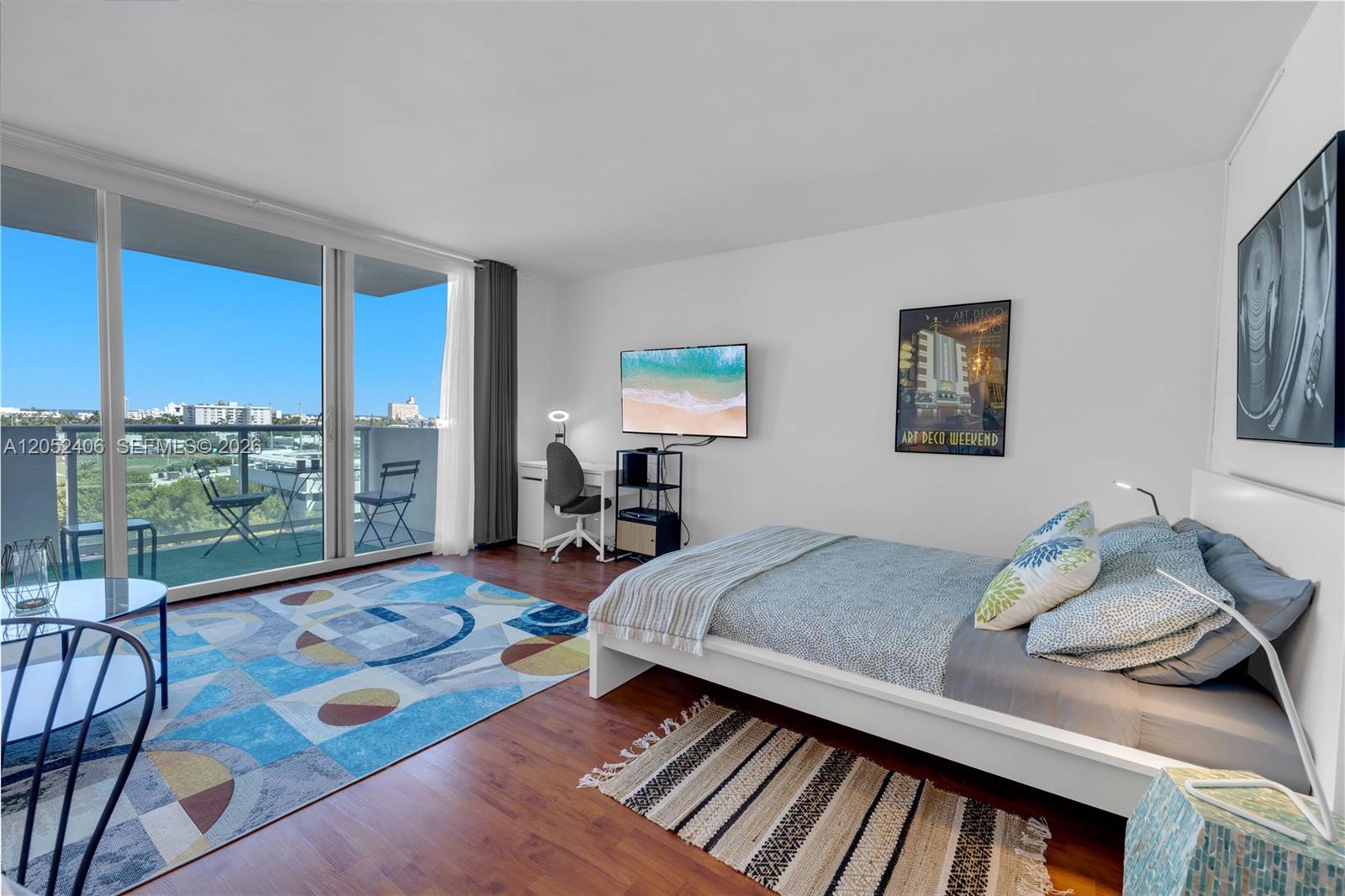 Miami Beach Condo: 1200 West Ave # 811, Miami Beach FL 33139