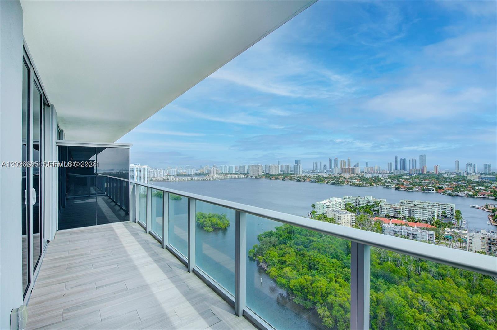North Miami Beach Condo: 16385 Biscayne Blvd # 2616, North Miami Beach FL 33160
