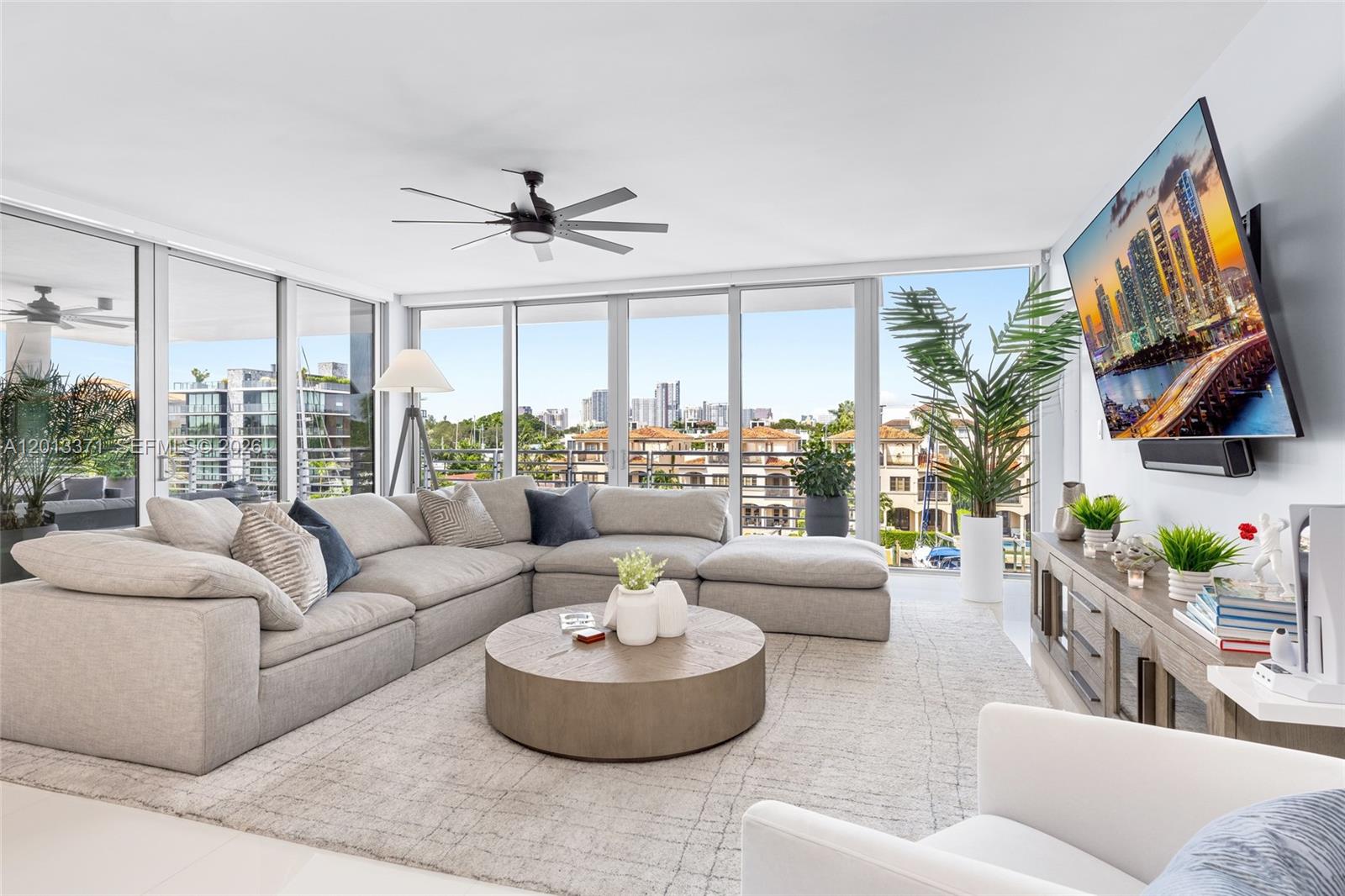 Fort Lauderdale Condo: 133 Isle Of Venice Dr # 4B, Fort Lauderdale FL 33301