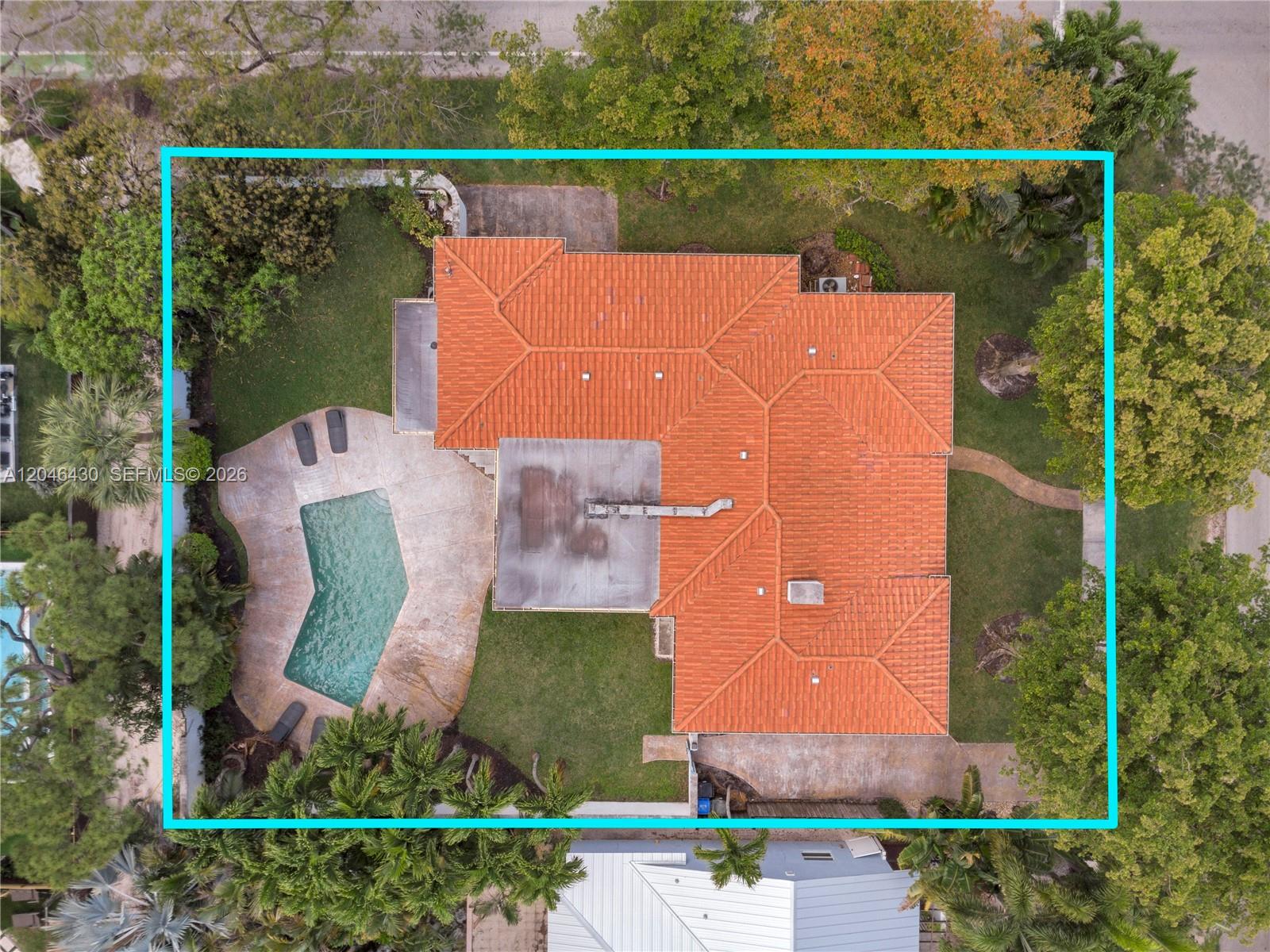 Fort Lauderdale Condo: 549 NE 12th Ave # 1, Fort Lauderdale FL 33301
