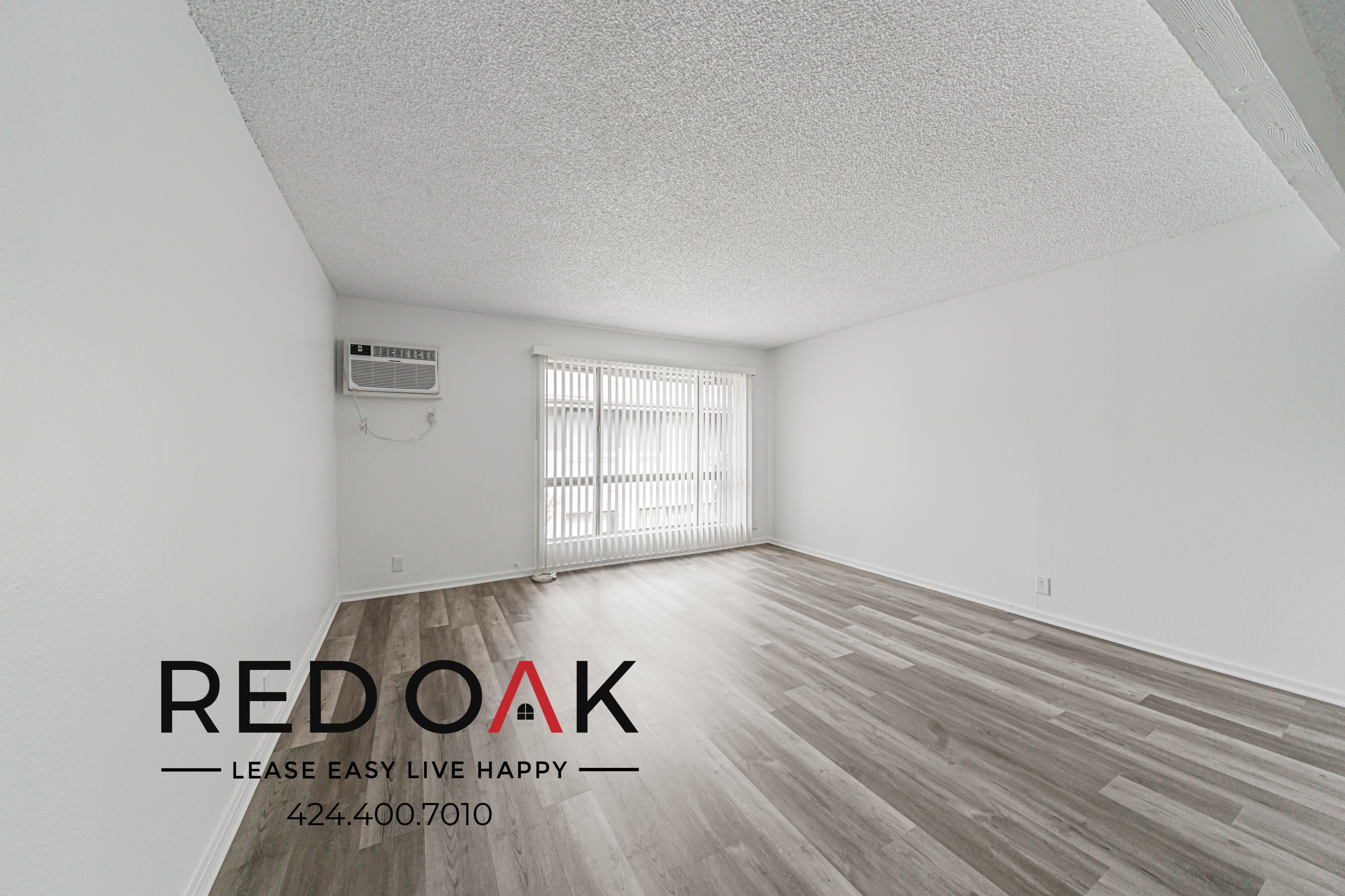 Canoga Park Condo: 21315 Roscoe Blvd