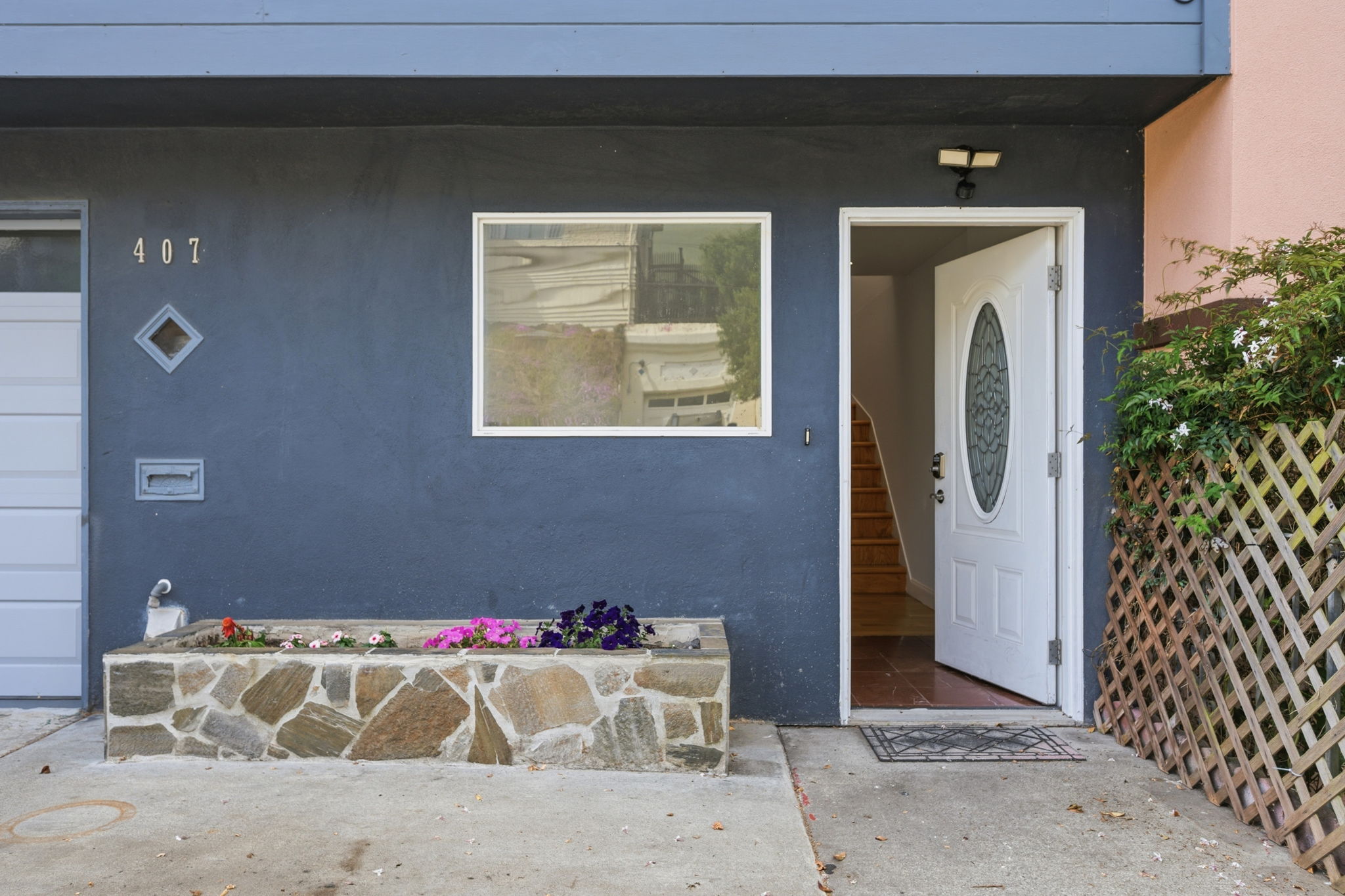 San Francisco House: 407 Joost Avenue