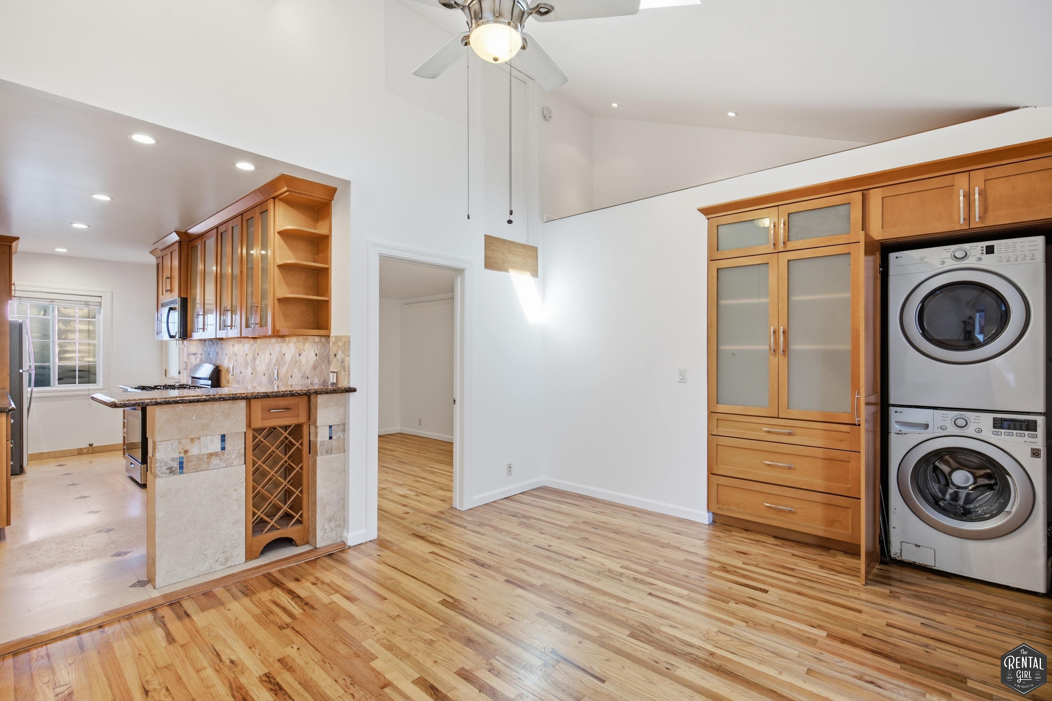 Venice Condo: 325 Vernon Ave