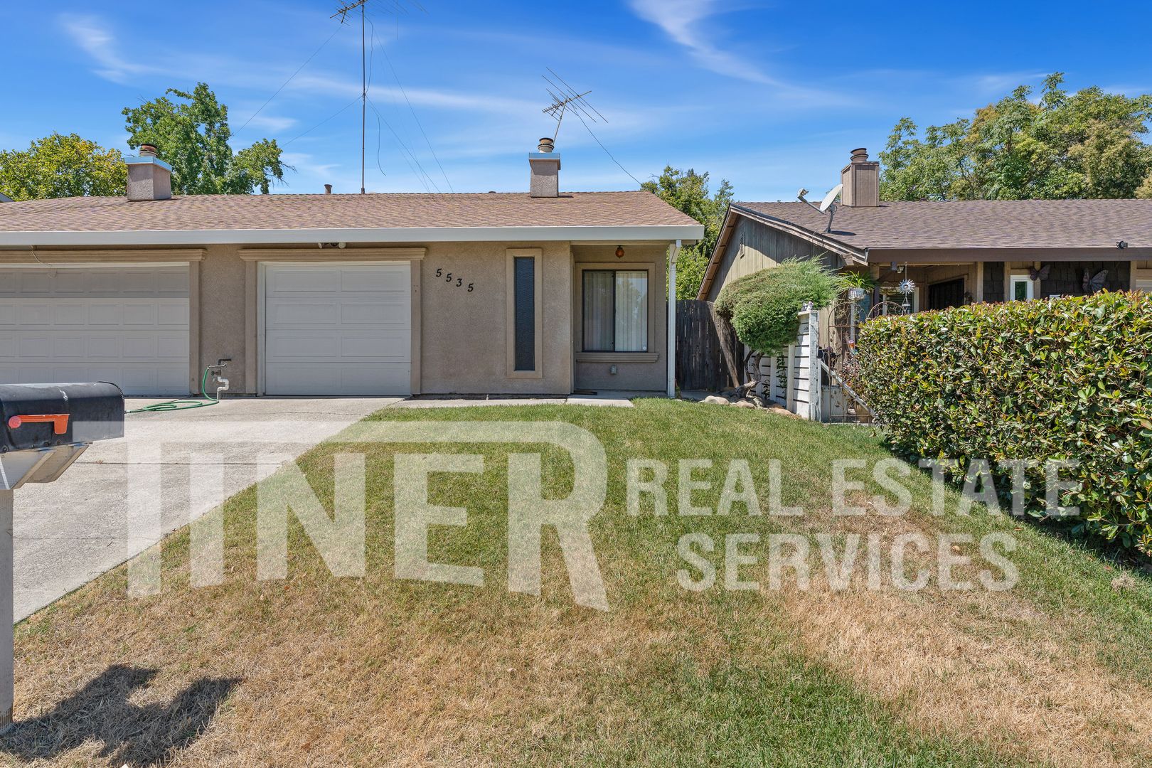 Fair Oaks House: 5535 E Knoll Dr