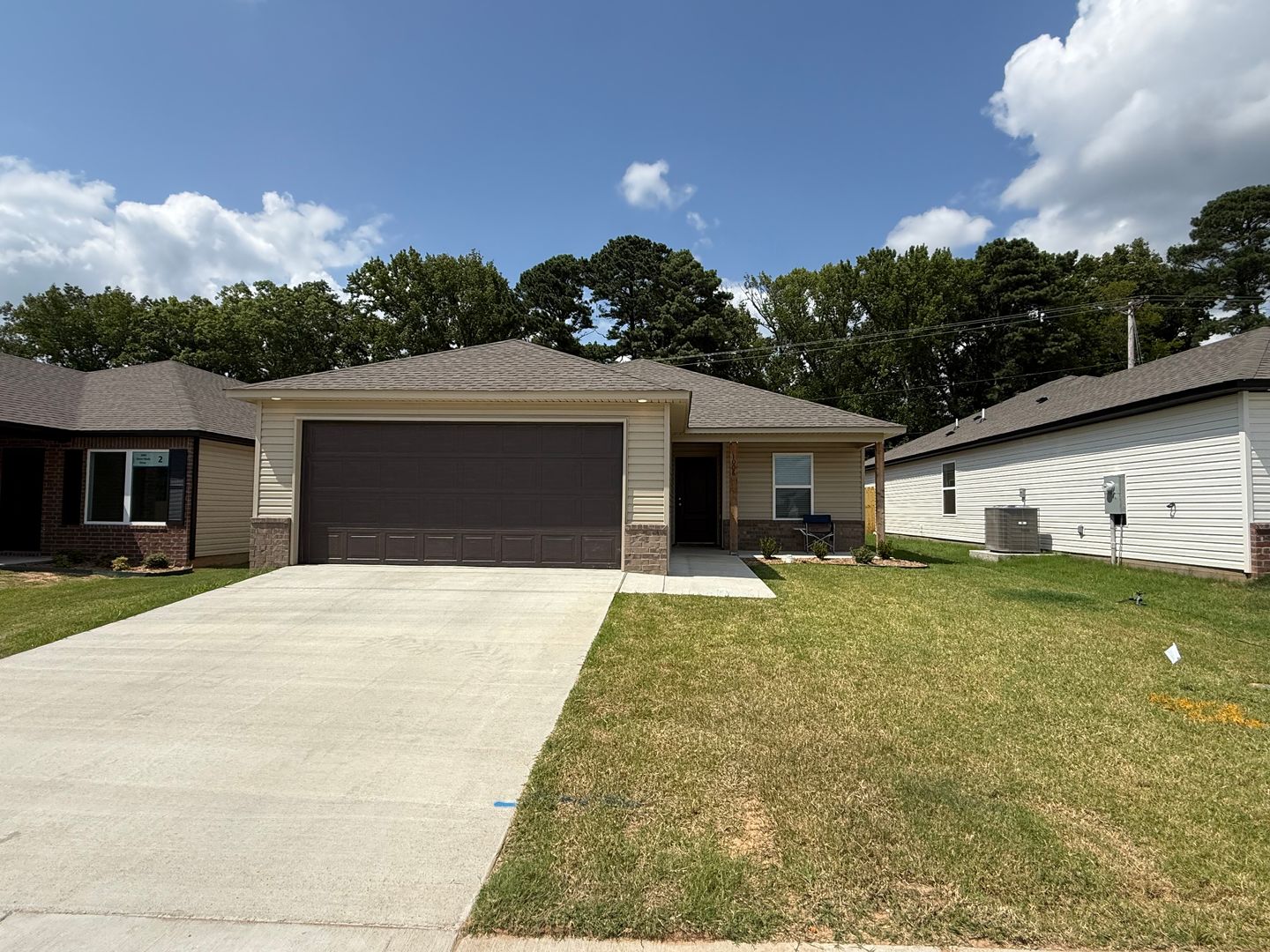 Benton House: 1008 Raven Walk Drive