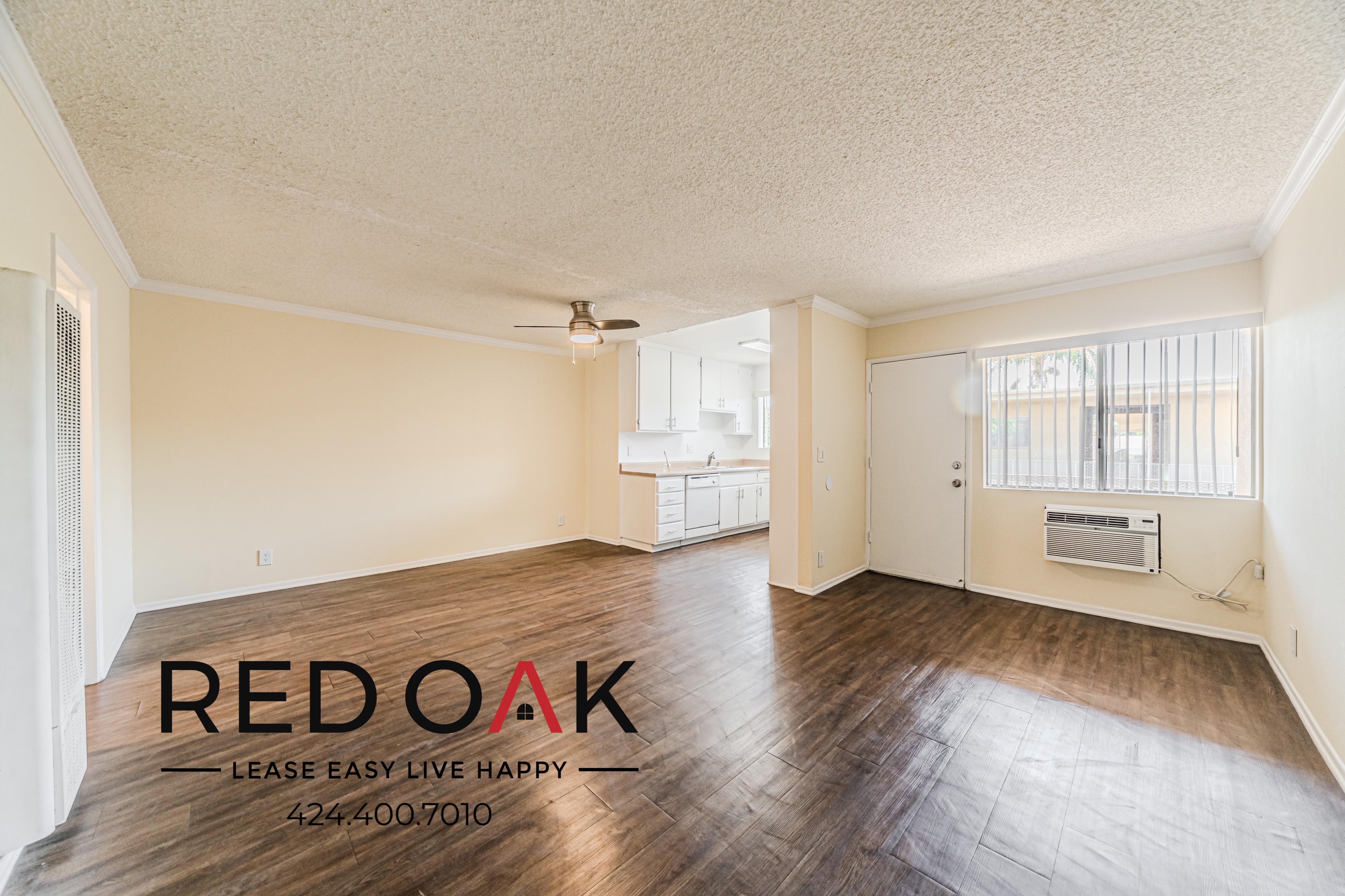 Northridge Condo: 8523 Etiwanda Avenue