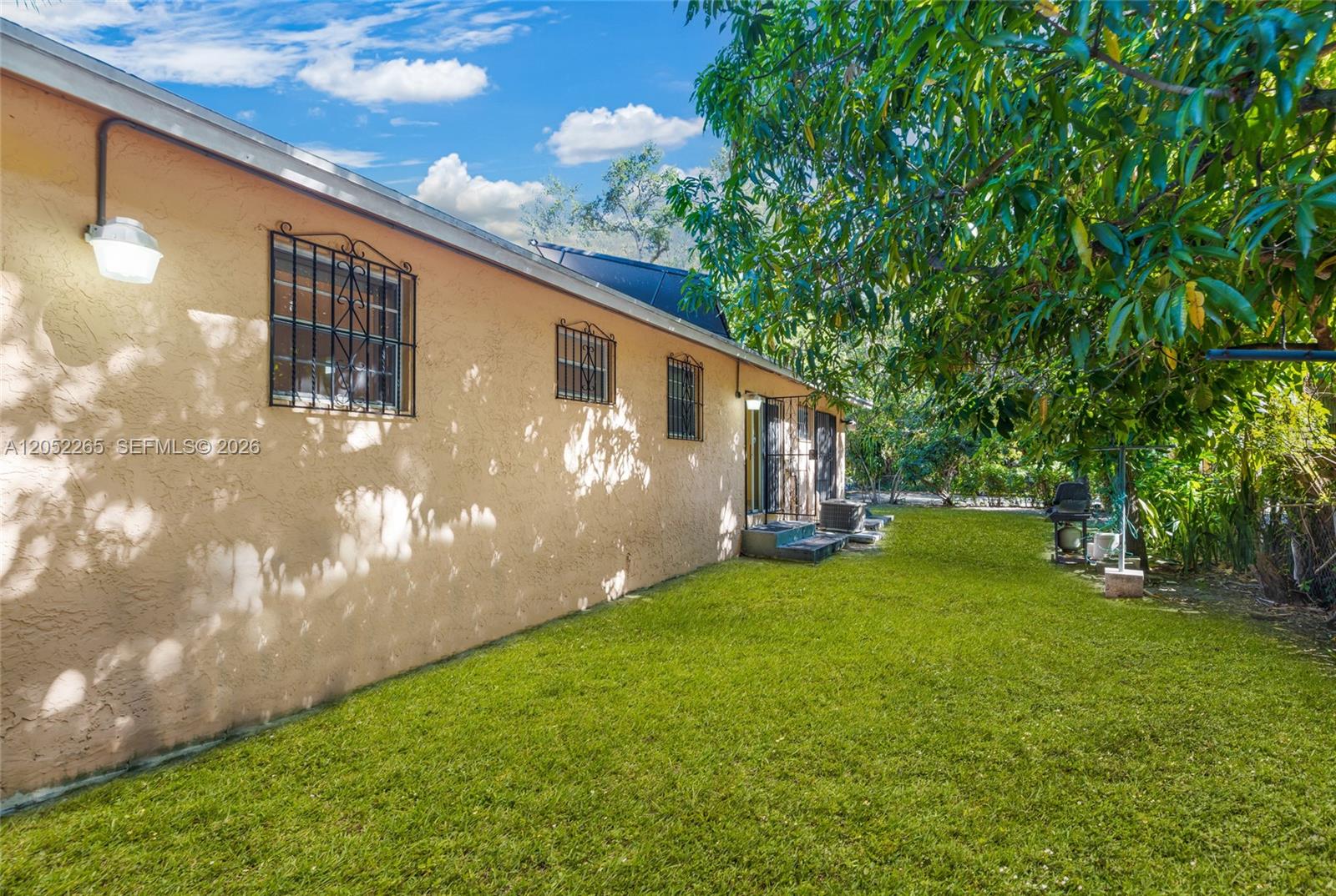 Miami Condo: 16420 NE 5th Ave # 000, Miami FL 33162
