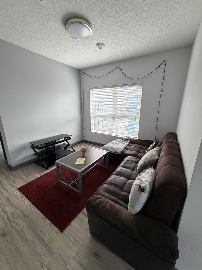 258B Sunview Street - 2127 - 2127 rental home managed by RentCorp