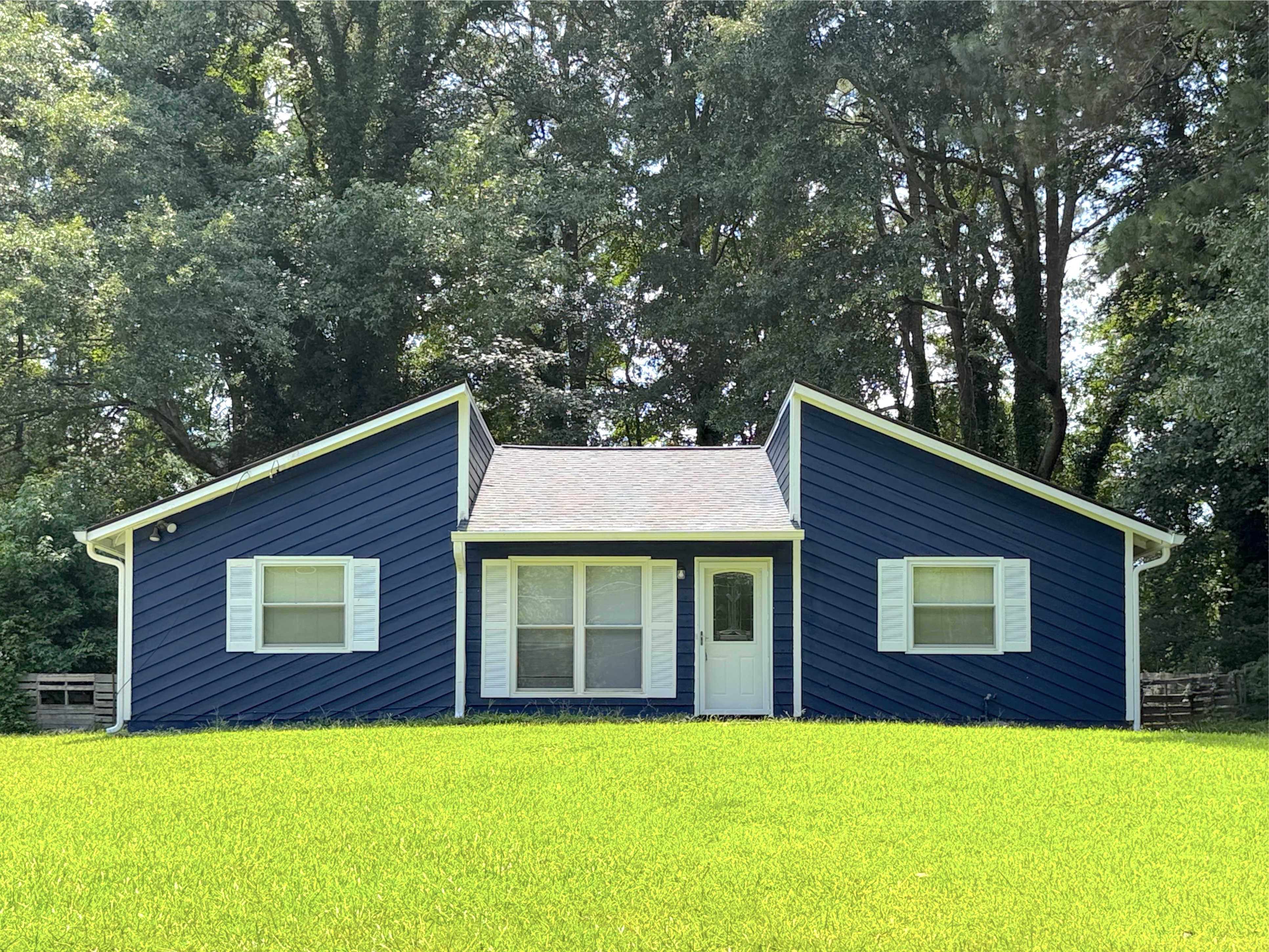 Lawrenceville House: 813 Post Oak Circle