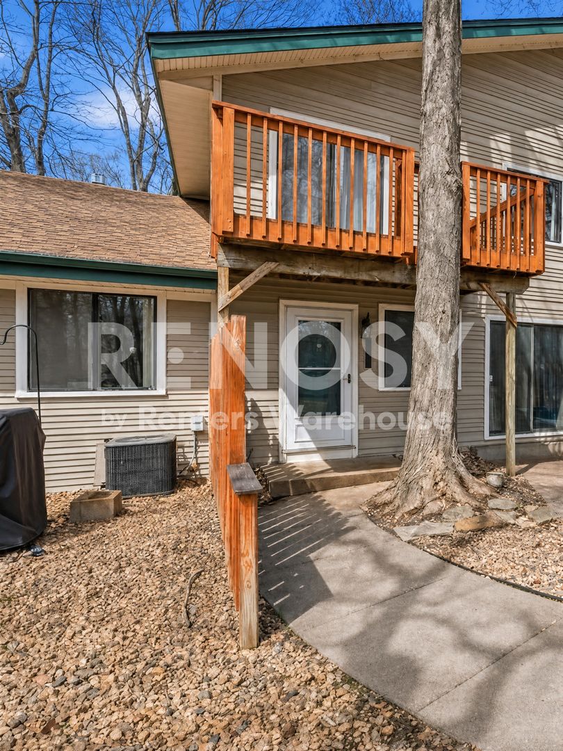 Plymouth House: 2775 Upland Ct