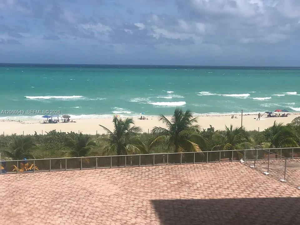 Miami Beach Condo: 6039 Collins Ave # 516, Miami Beach FL 33140