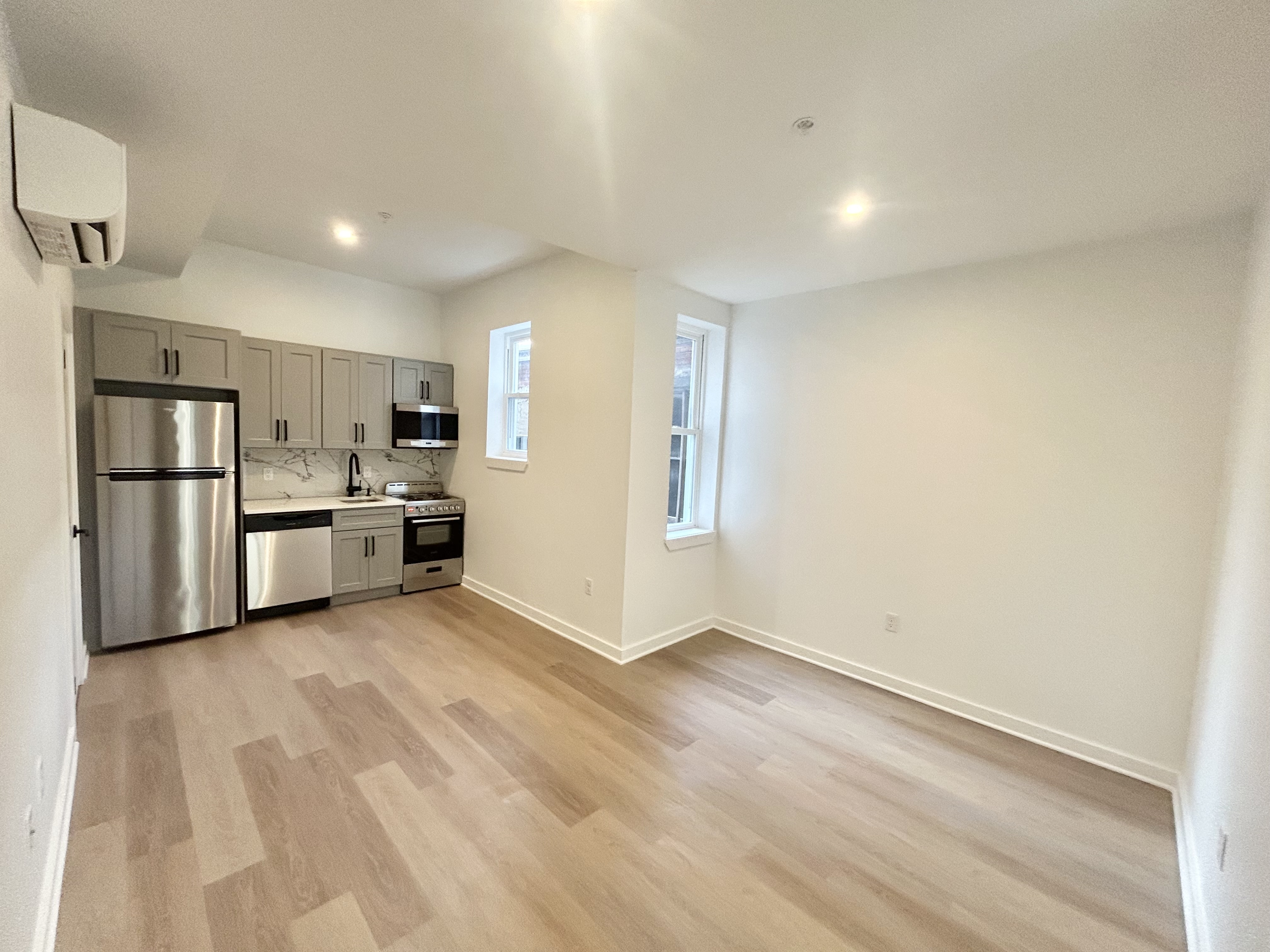 Philadelphia Condo: 2725 W Girard Ave