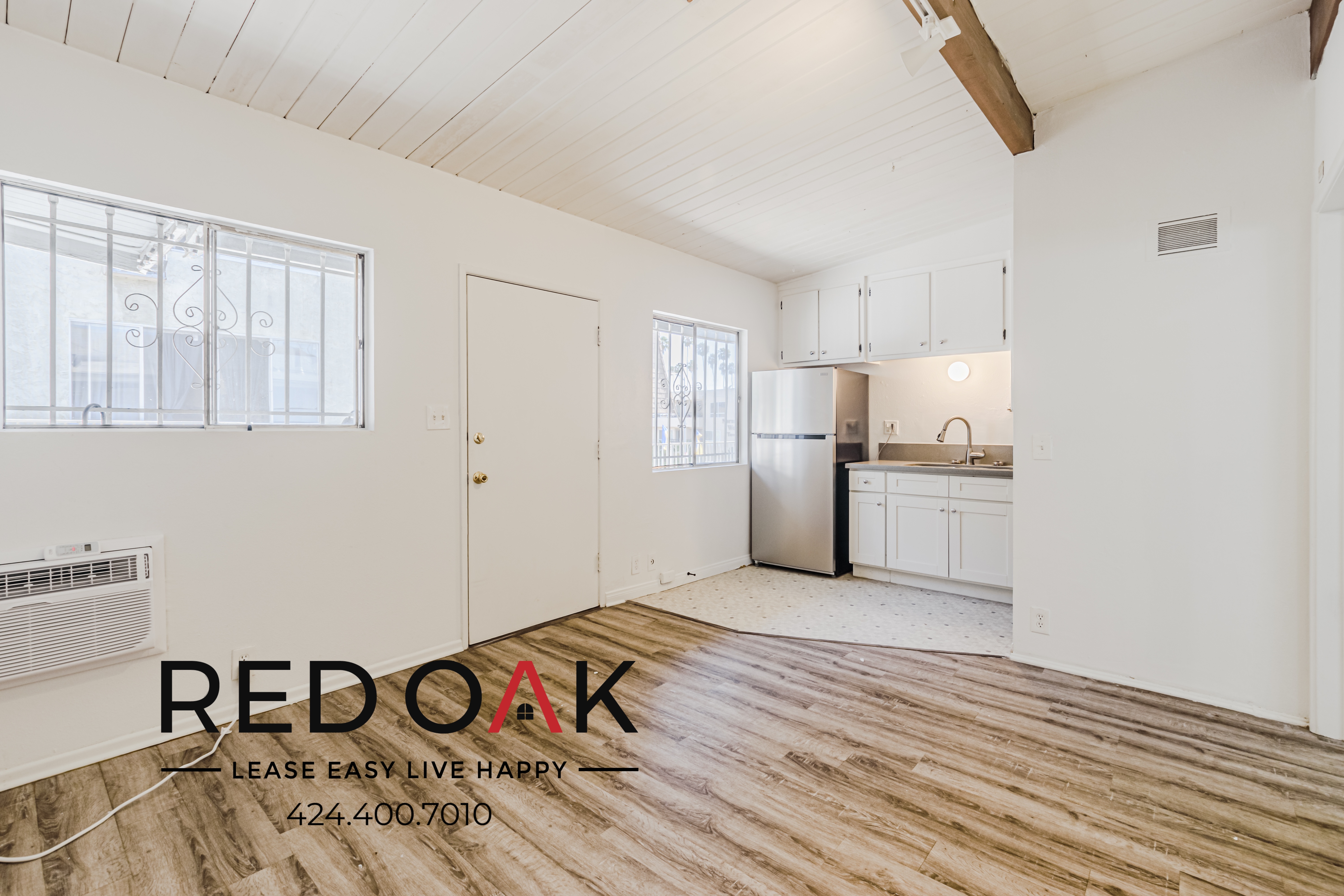 Los Angeles Condo: 128 S Normandie
