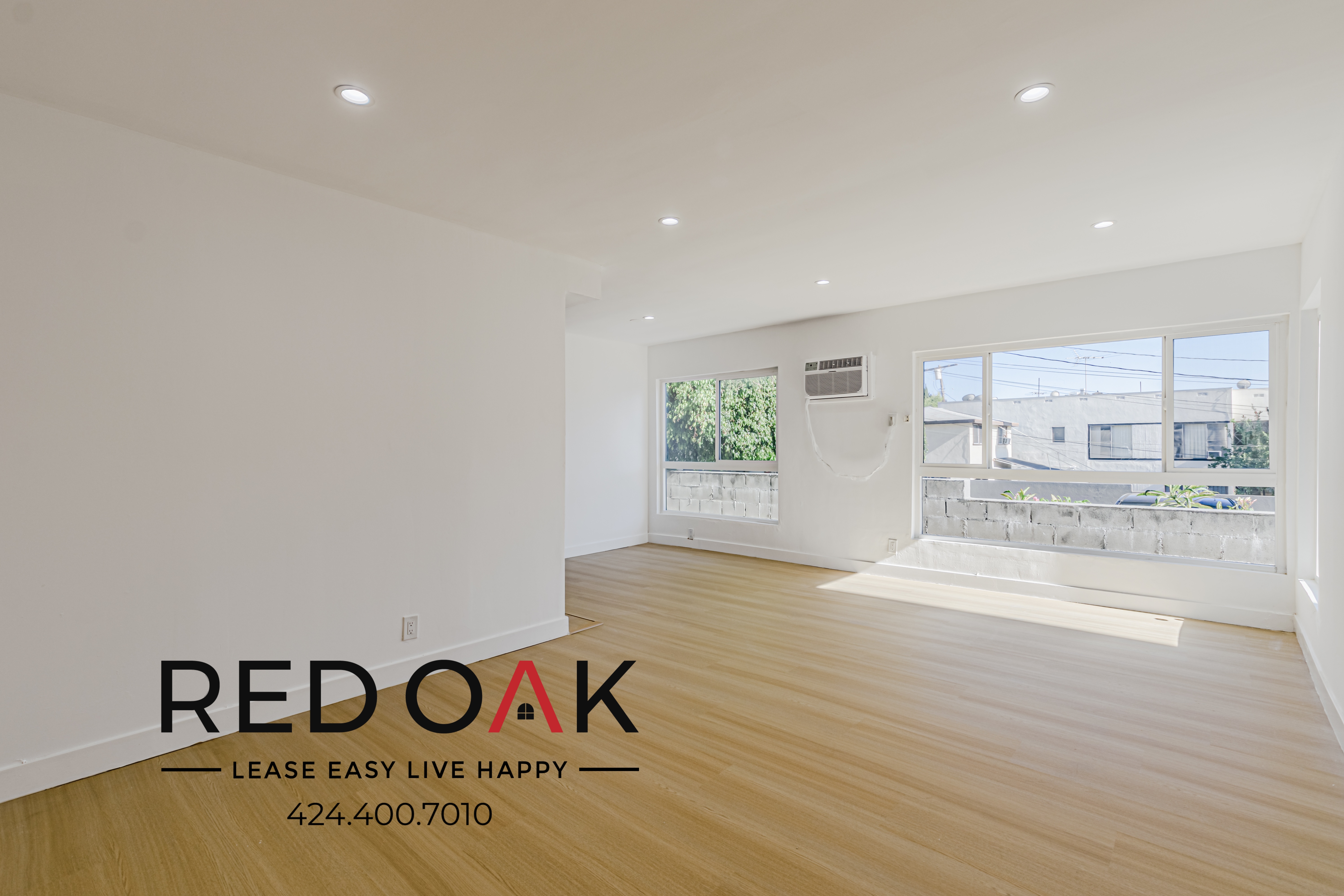 Los Angeles Condo: 126 N Catalina