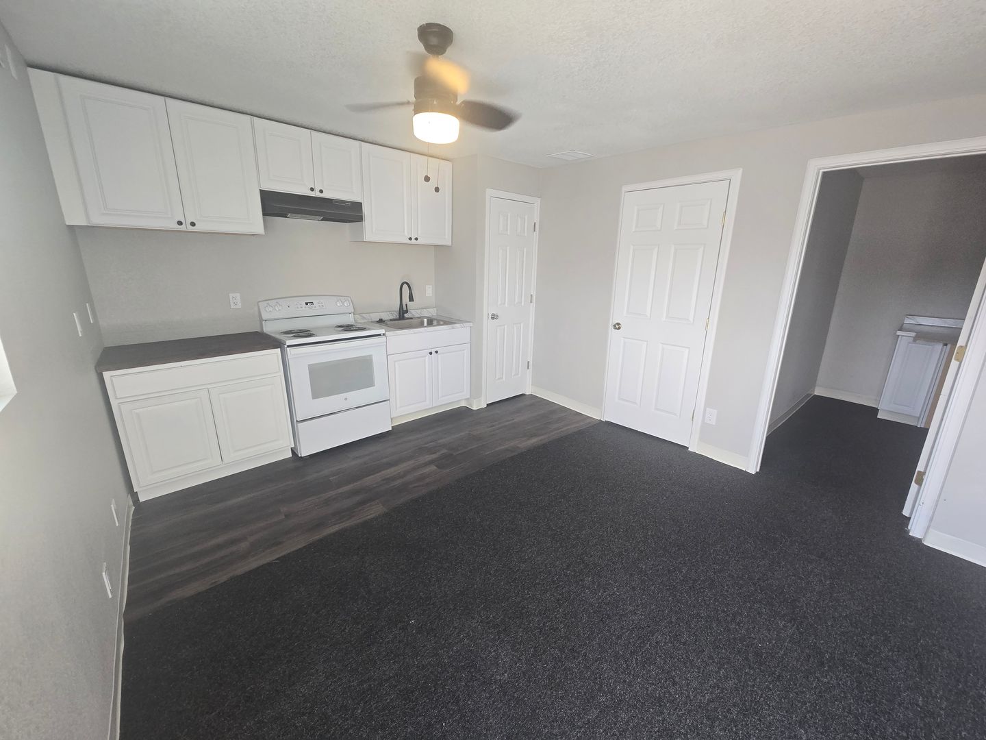 Unit 13 Condo: 400 Santa Fe Dr.