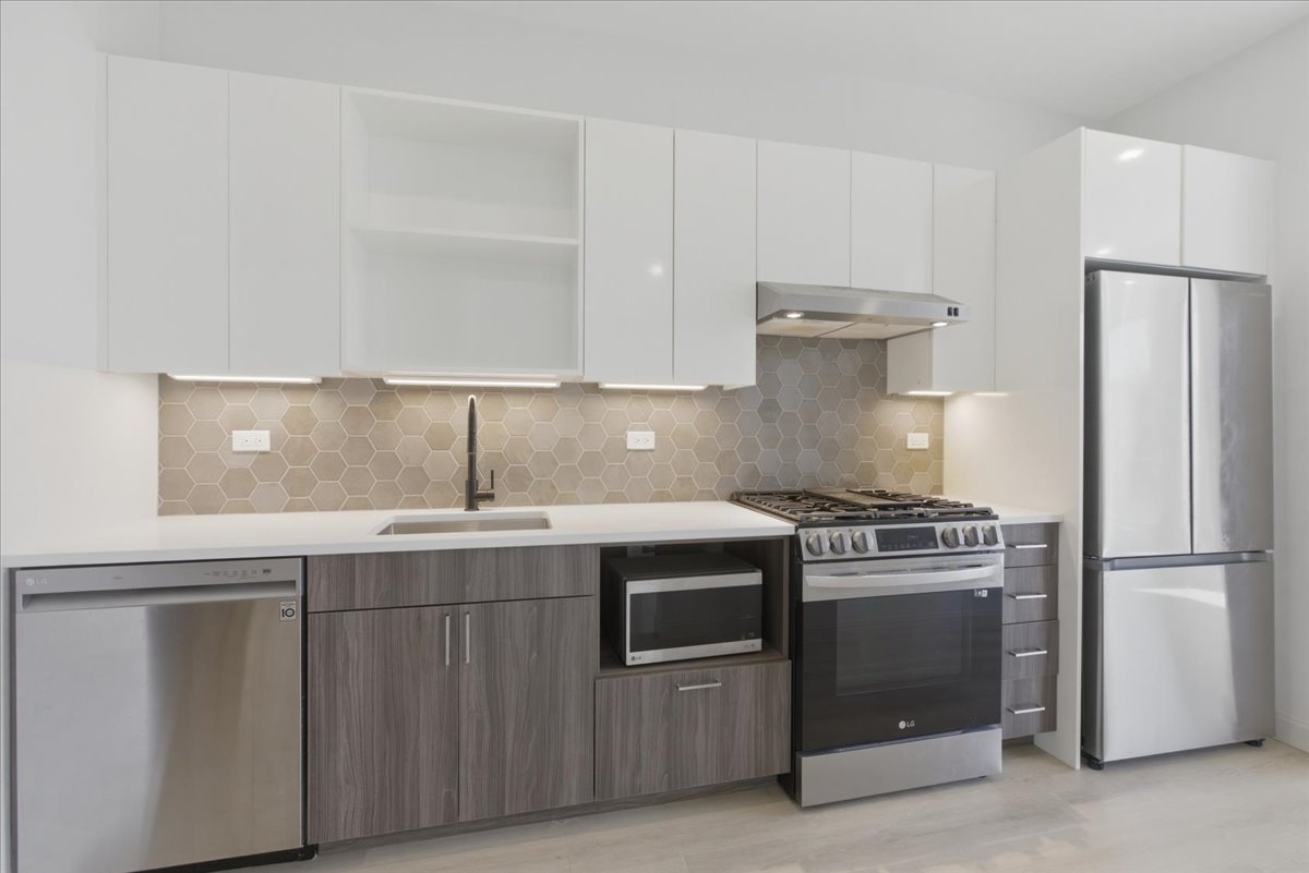 Chicago Condo: 948 West Sunnyside