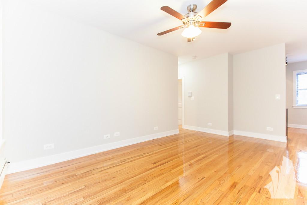 Chicago Condo: 617 West Melrose