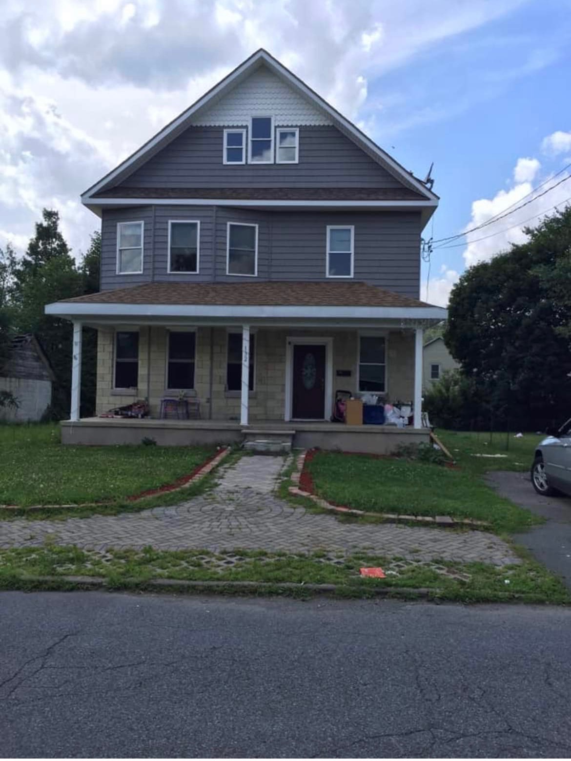 Archbald House: 132 cherry street