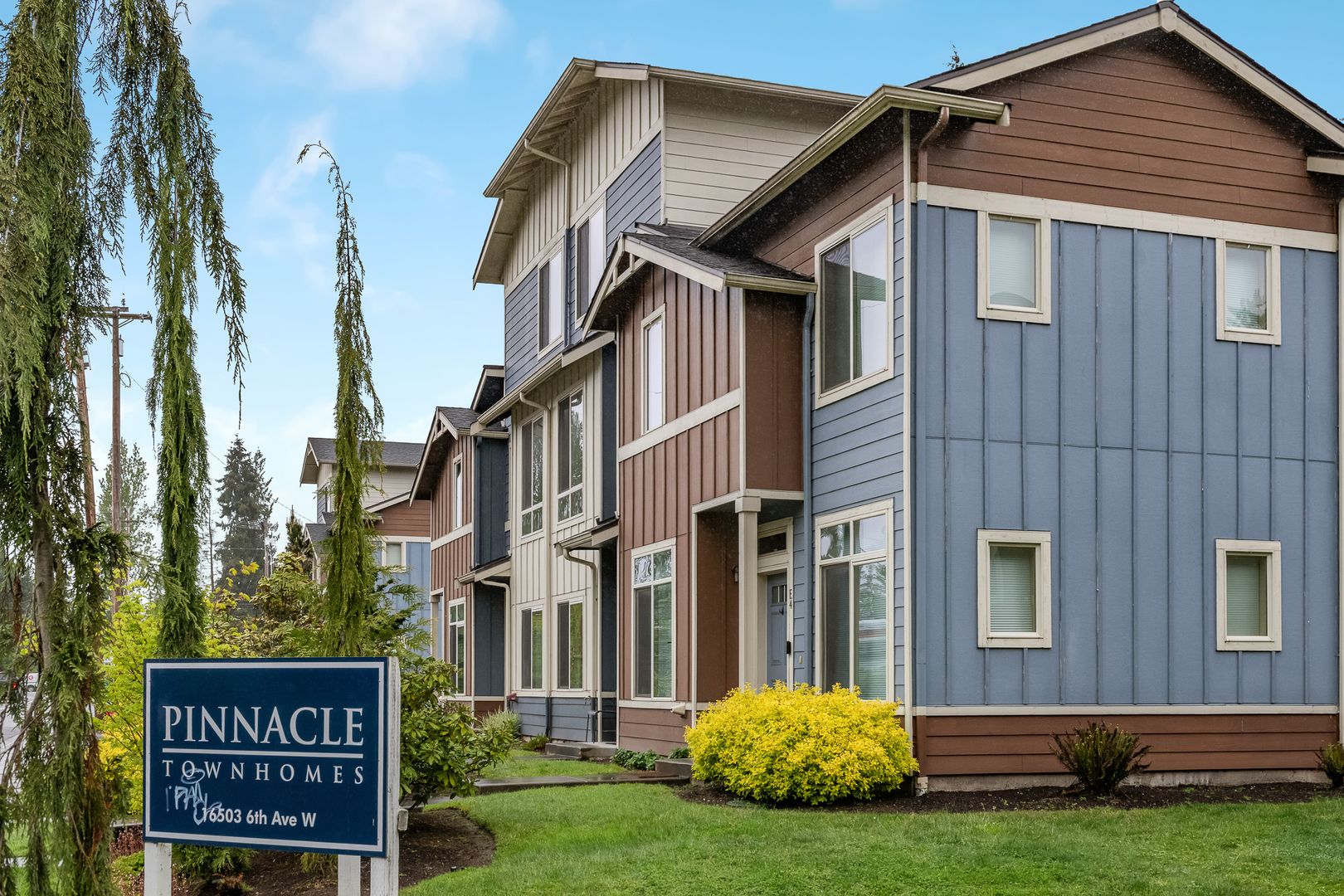 Lynnwood Apartment: 16503 6th Ave W
