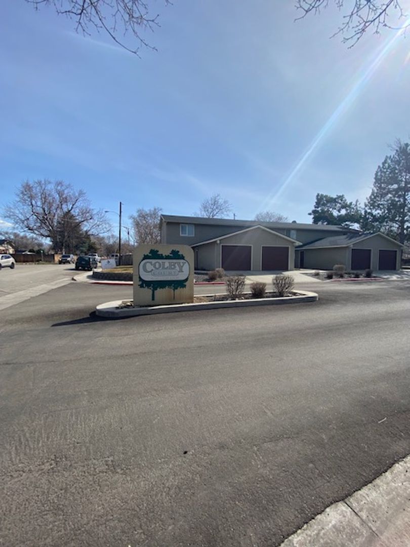 Boise Condo: 174 Colby Court Ln