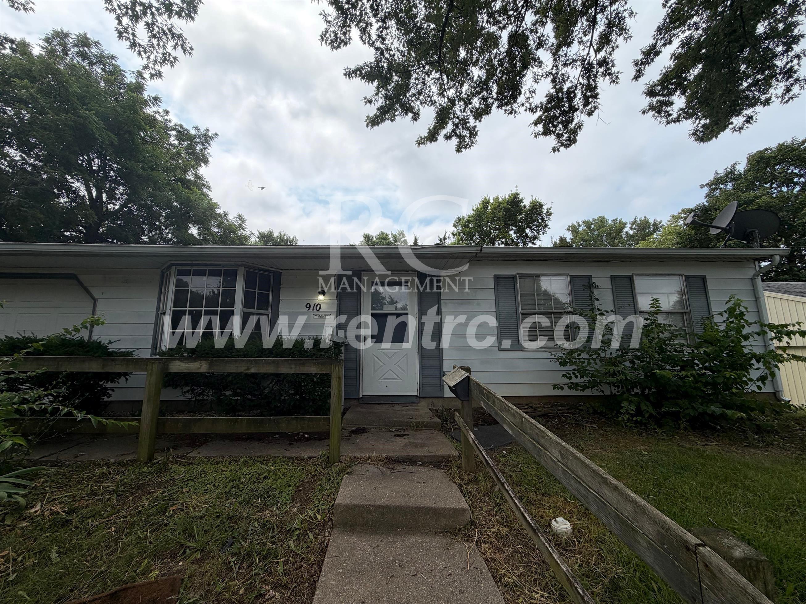 Danville House: 910 Timberline
