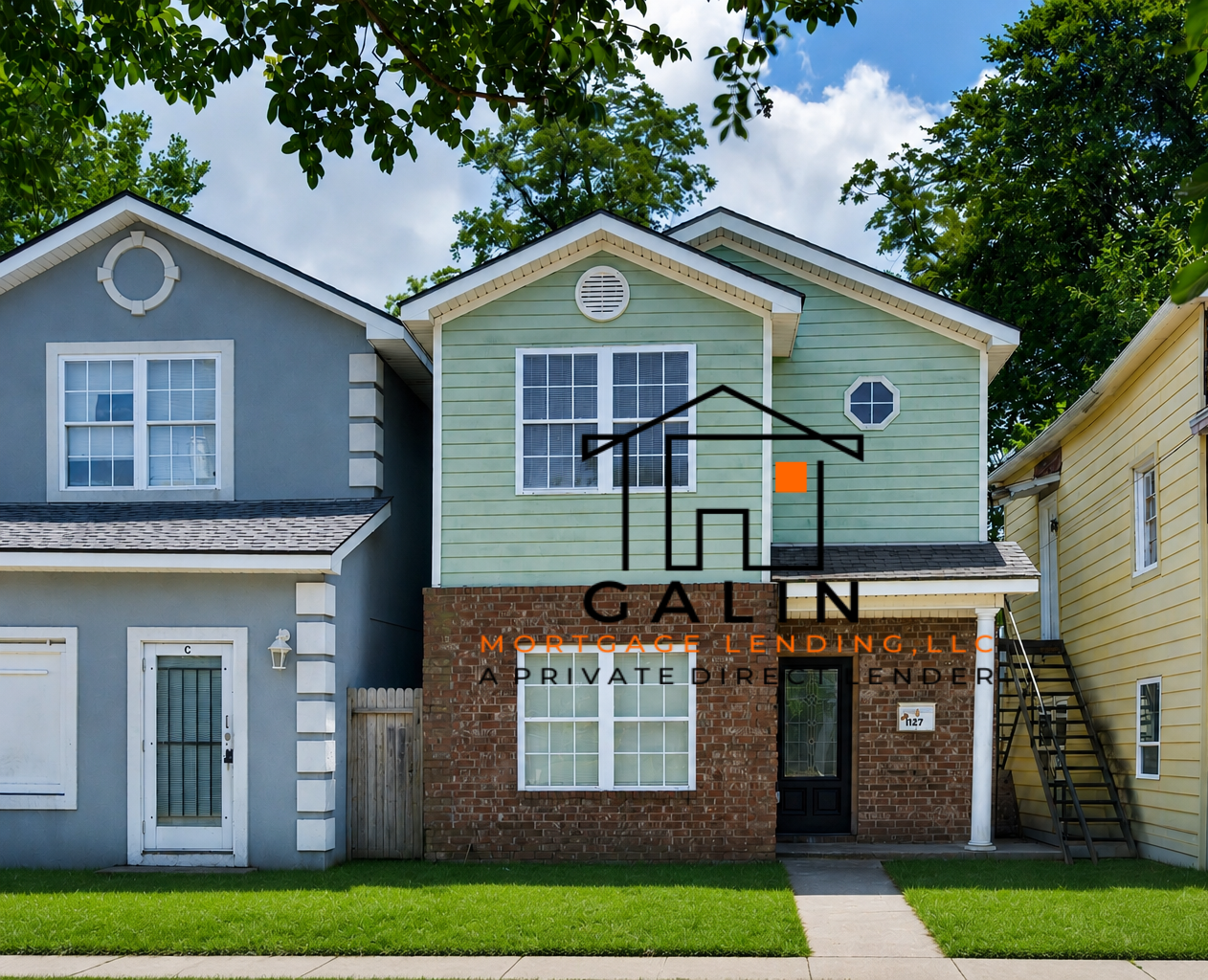 Savannah House: 1127 E Bolton St