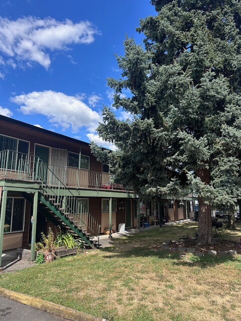 Portland Apartment: 10235 NE Prescott