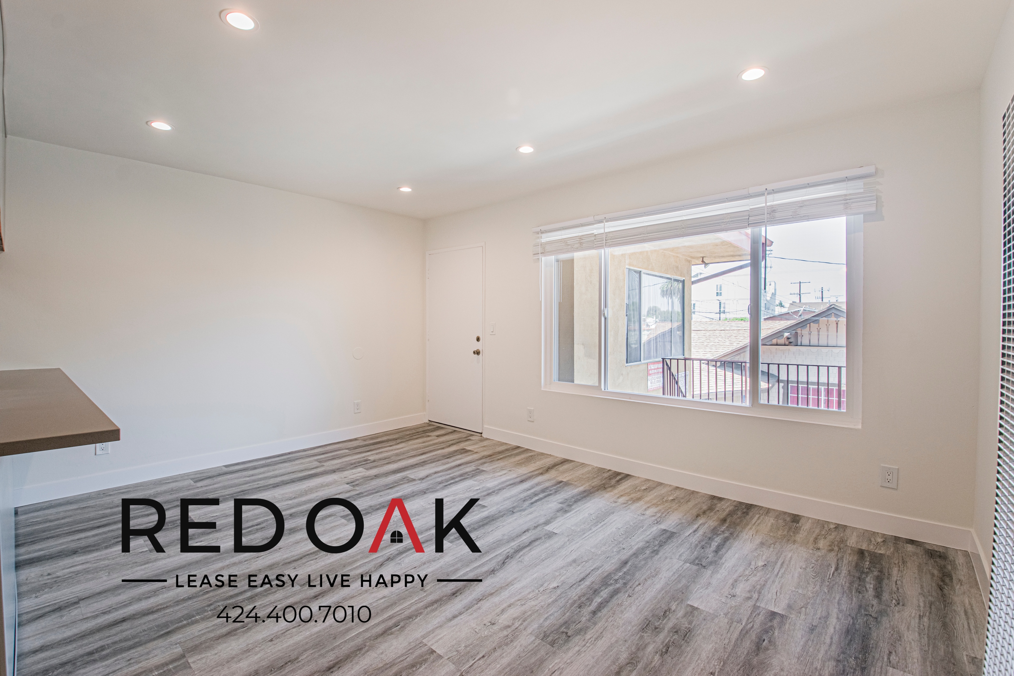Los Angeles Condo: 1052 Browning Blvd