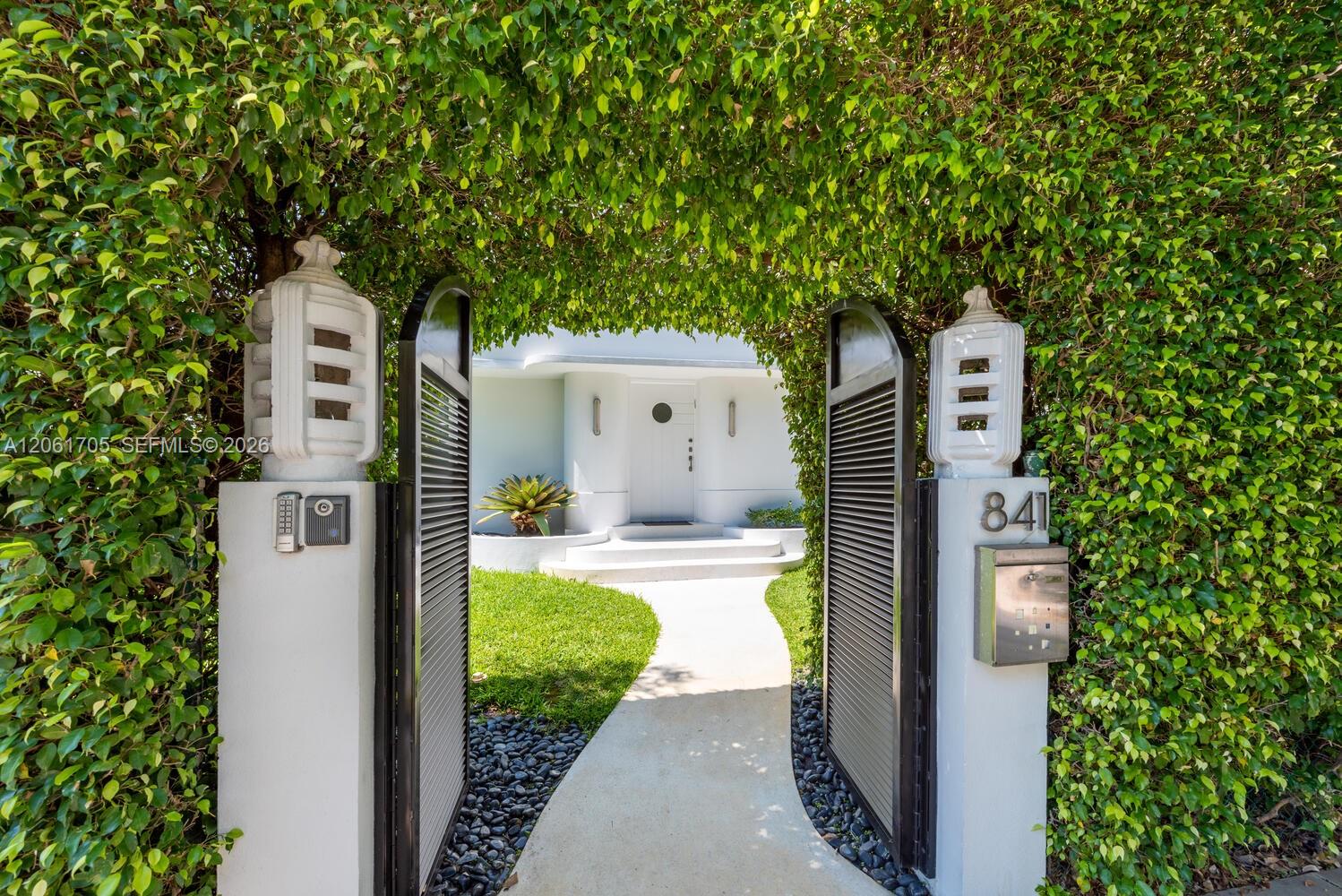 Miami Beach Condo: 841 19th St, Miami Beach FL 33139
