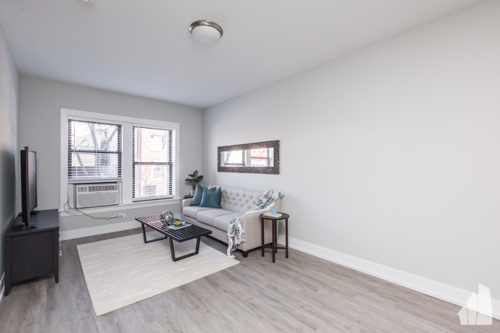 Chicago Condo: 707 West Brompton