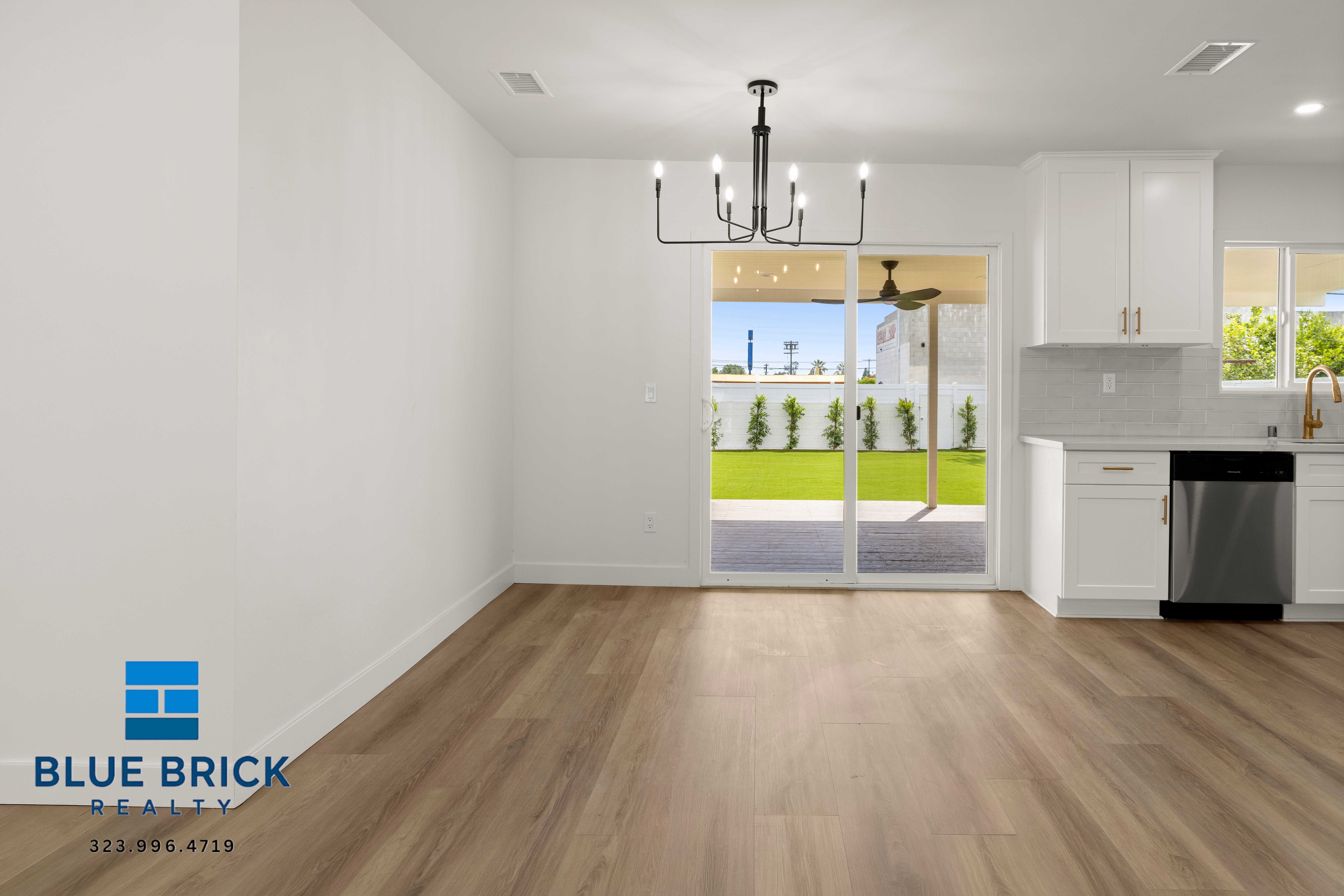 Pacoima Condo: 8759 Snowden Ave