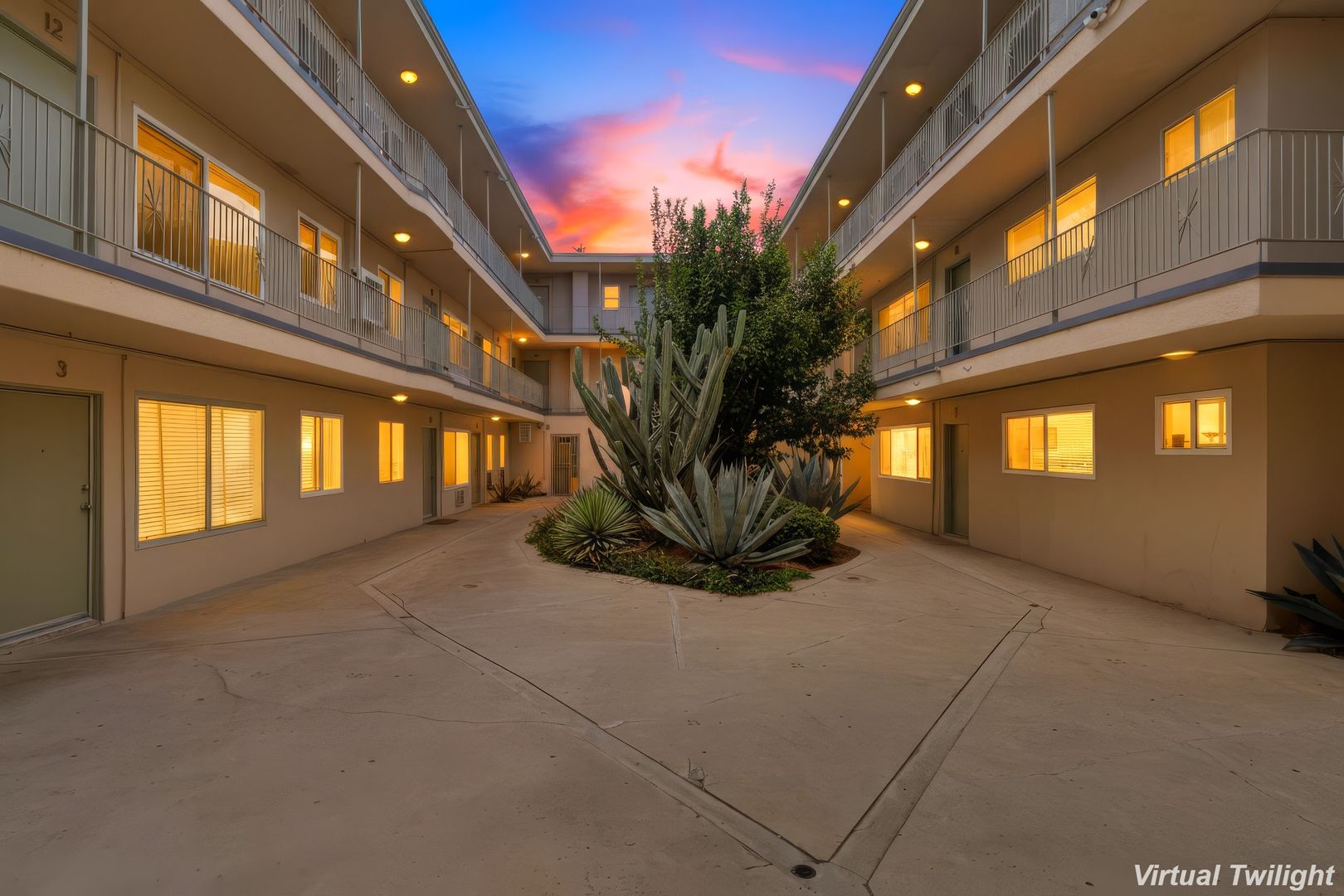 Los Angeles Condo: 6407 10th Ave