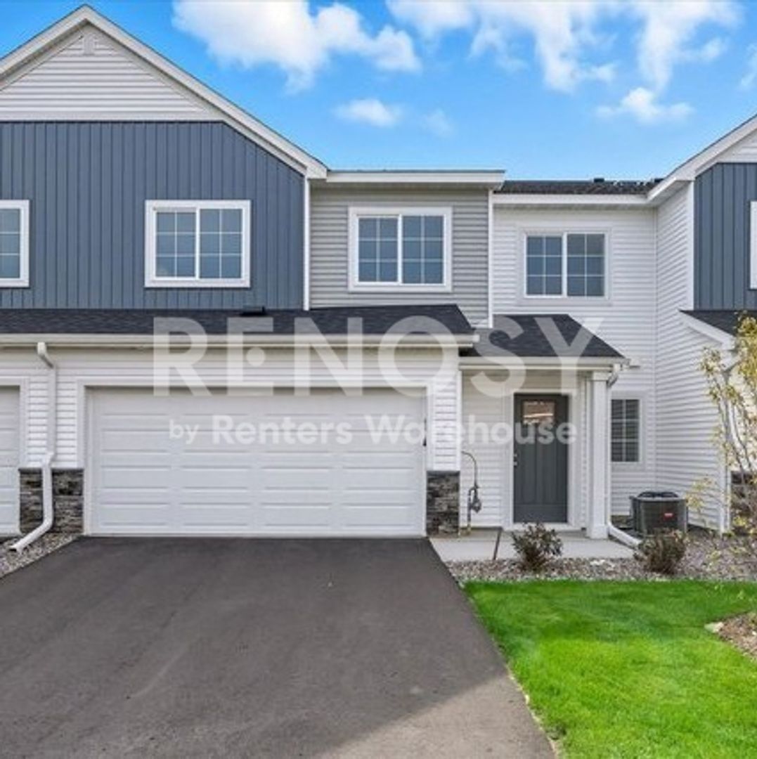 Zimmerman House: 25584 3rd St W