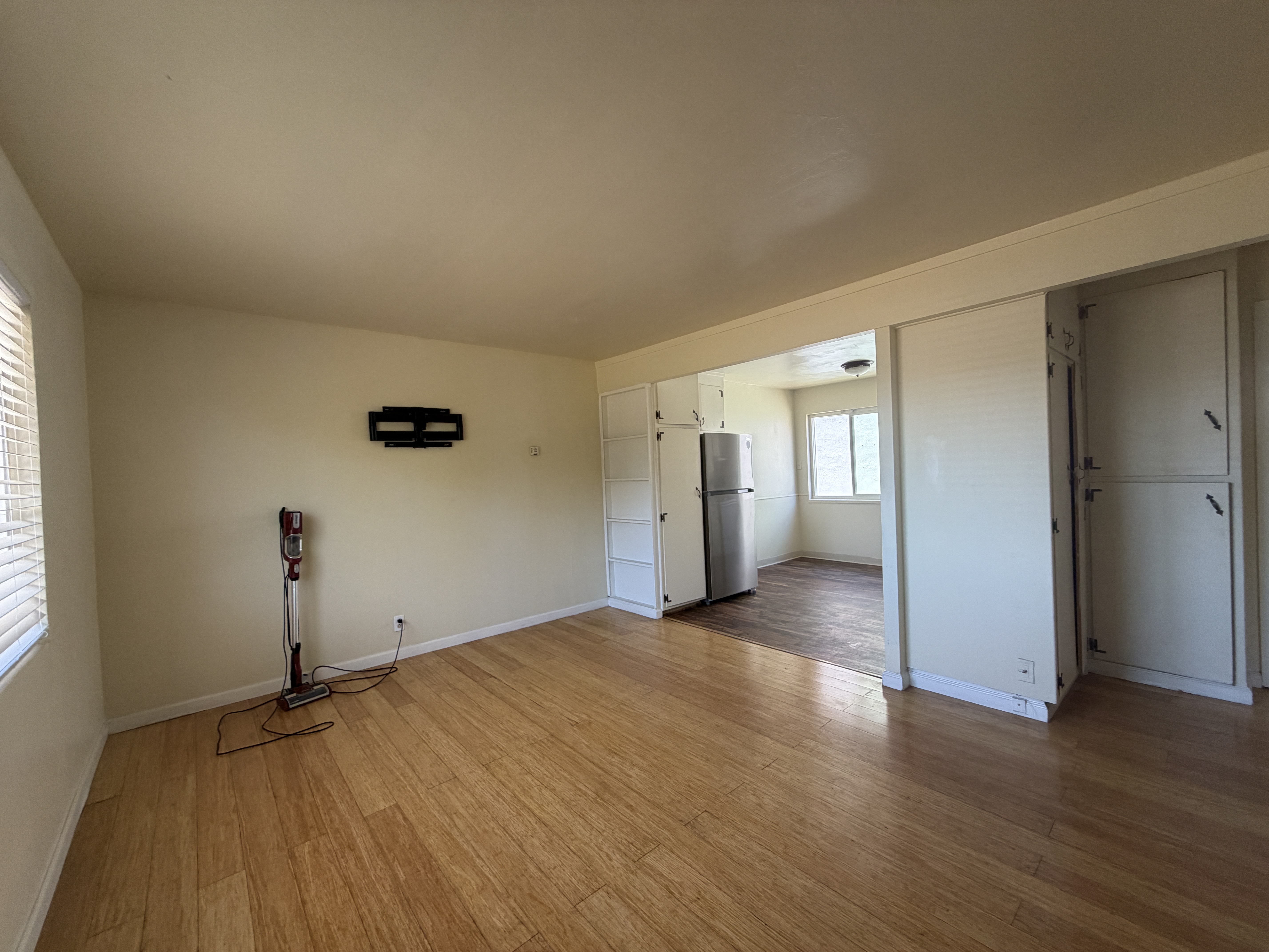 Hayward Condo: 22412 Rockaway Ln