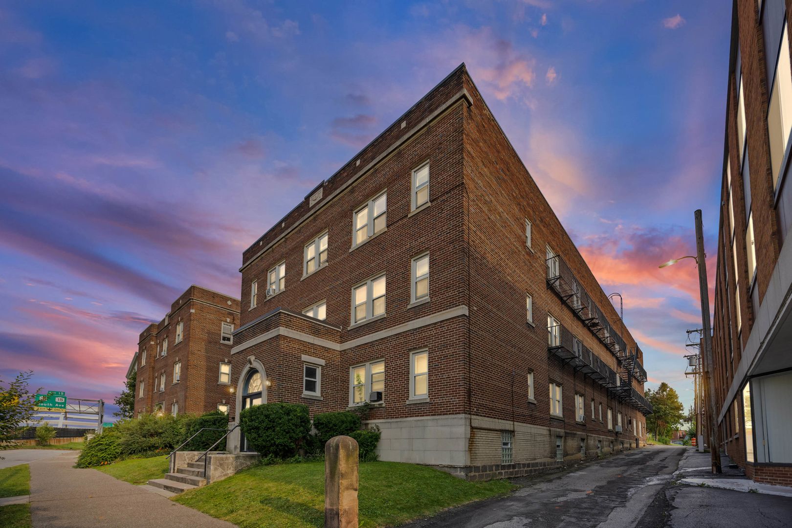 Rochester Apartment: 49 Troup St