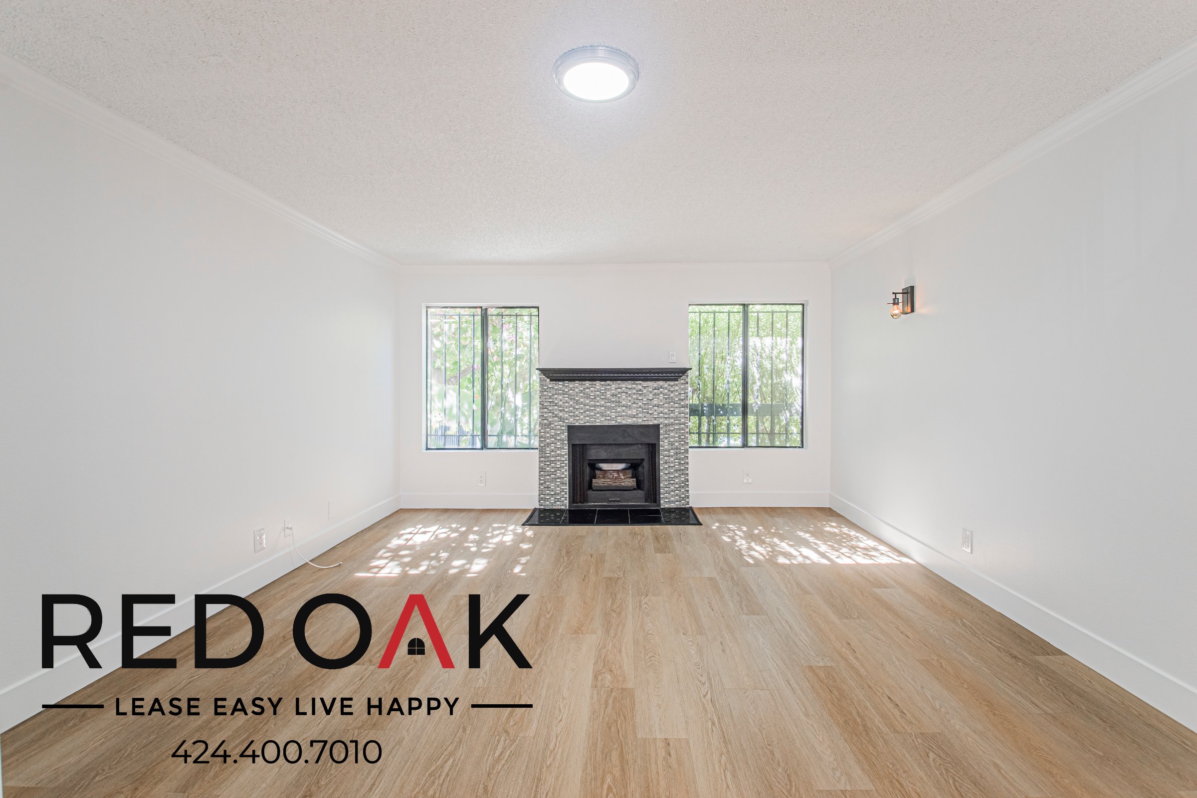 Los Angeles Apartment: 1522 N Formosa Ave