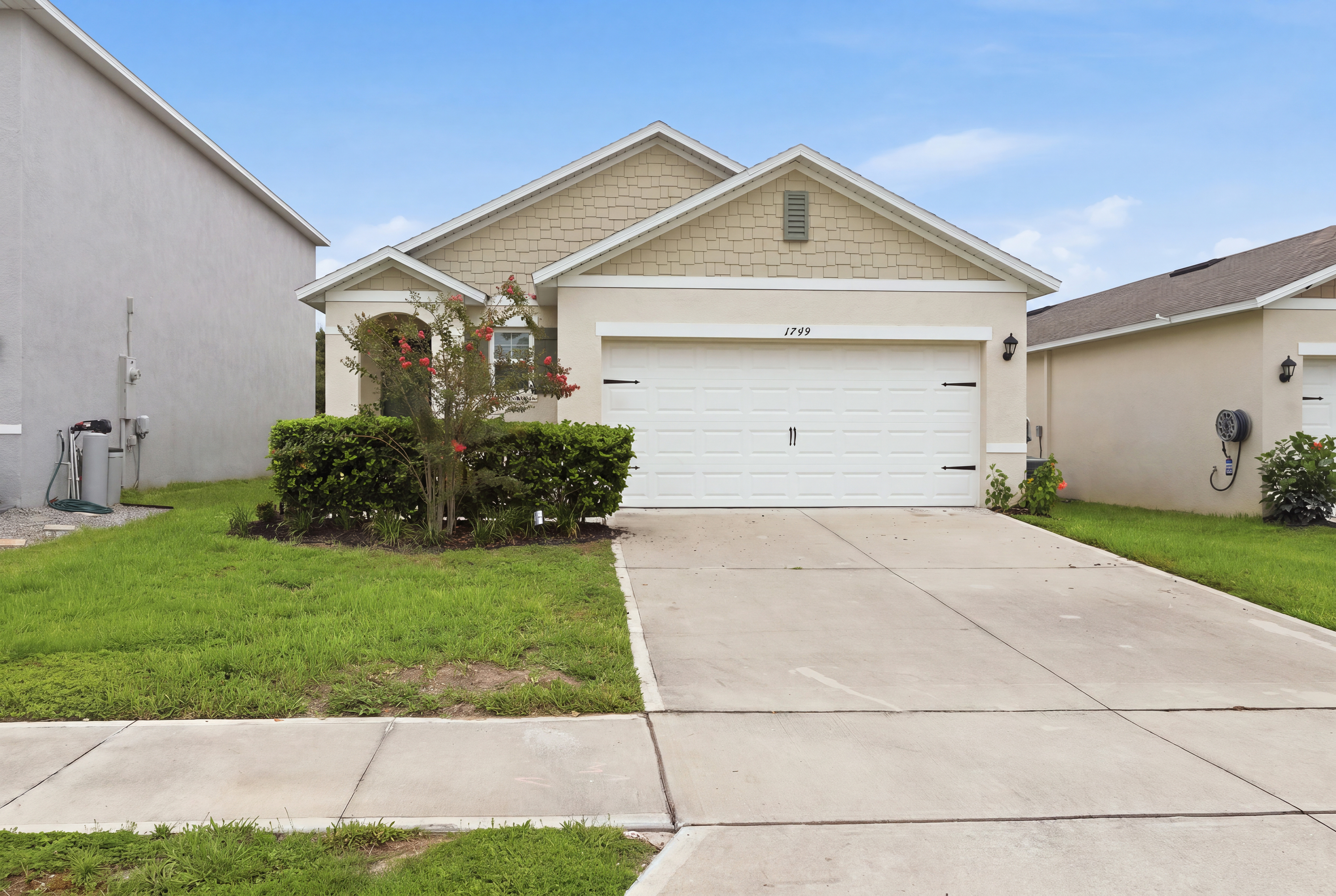 Deland House: 1749 Shadow Trace Way