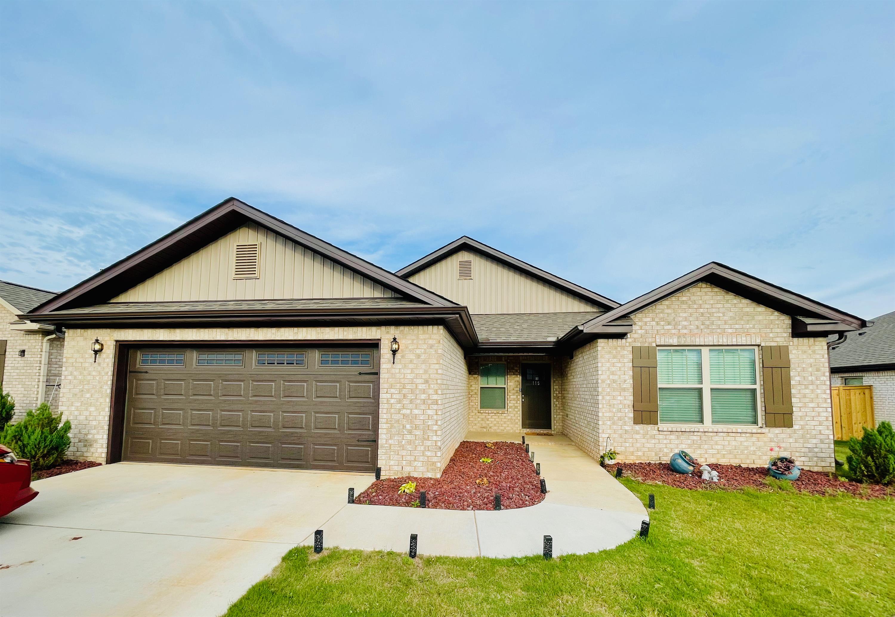 Harvest House: 115 Edgestone Dr