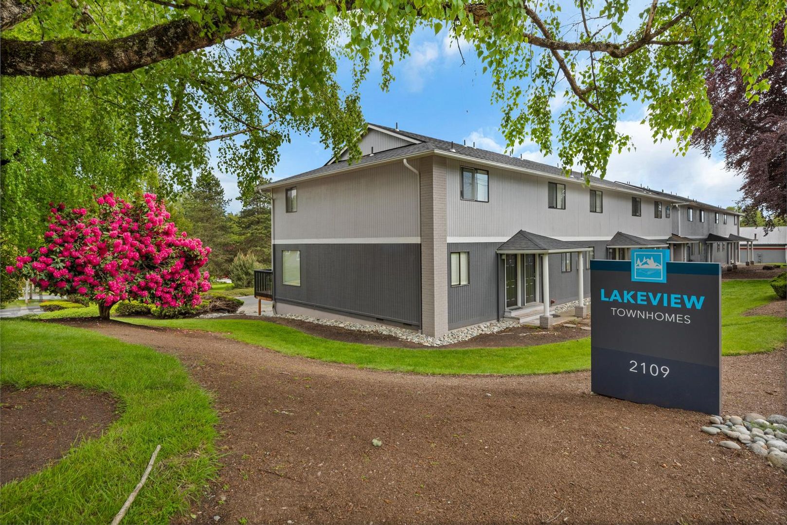 Lake Stevens Apartment: 12506 16th St NE