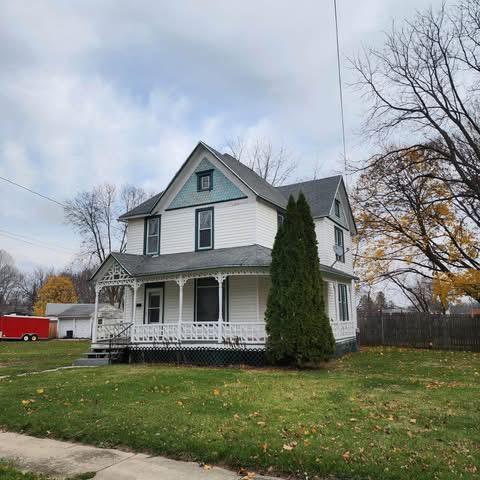 Freeport House: 1131 S High Ave